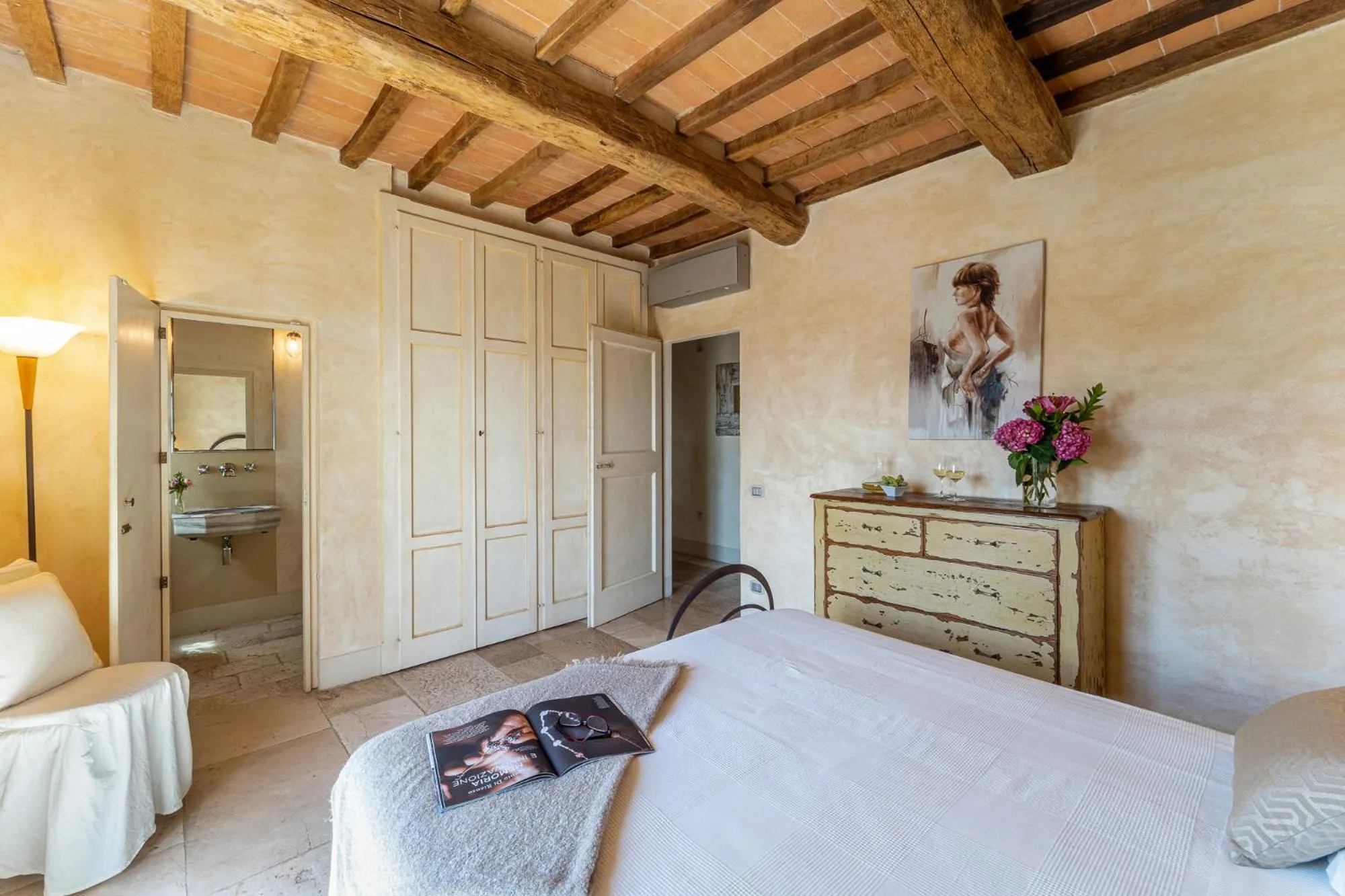 Bed in L'Oliveta 6, Emma Villas