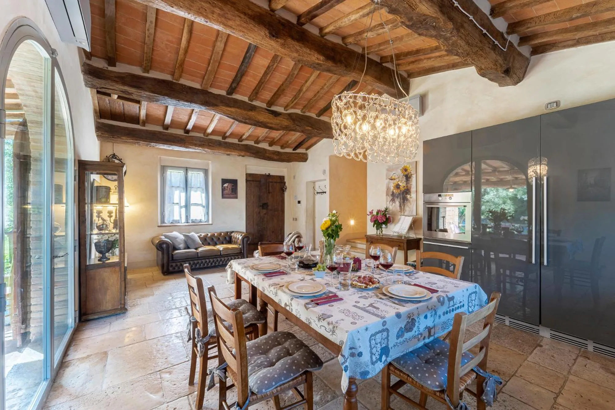 L'Oliveta 6, Emma Villas