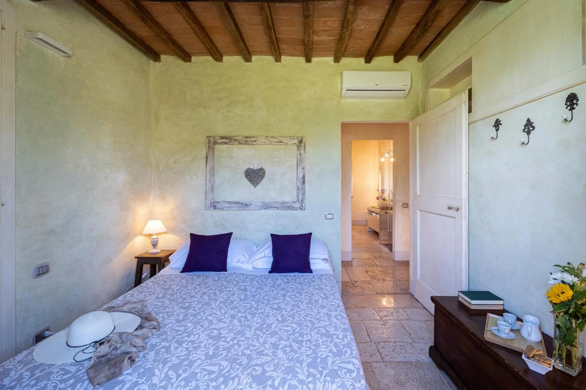 Bed in L'Oliveta 6, Emma Villas