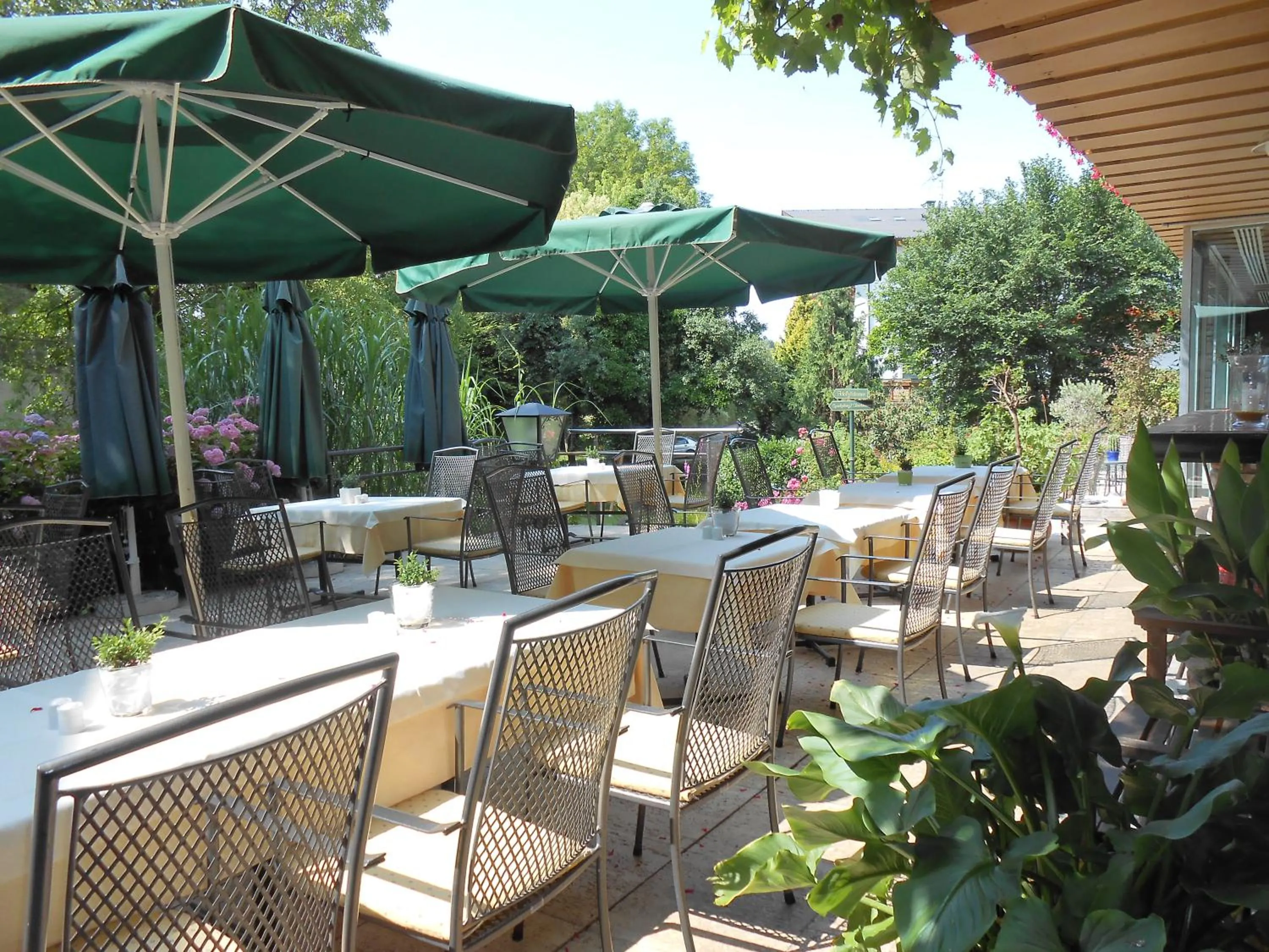 Restaurant/places to eat in Der Seewirt