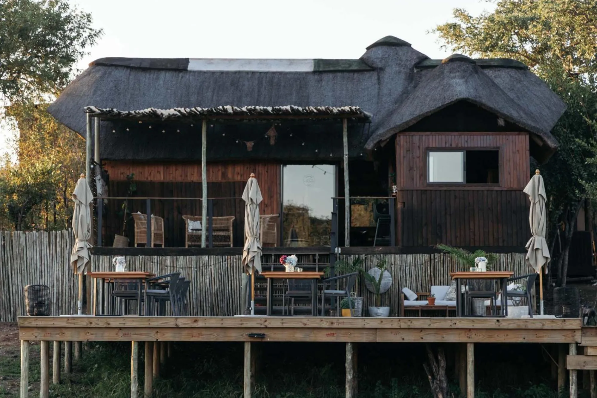 Restaurant/places to eat in Isambane Camp