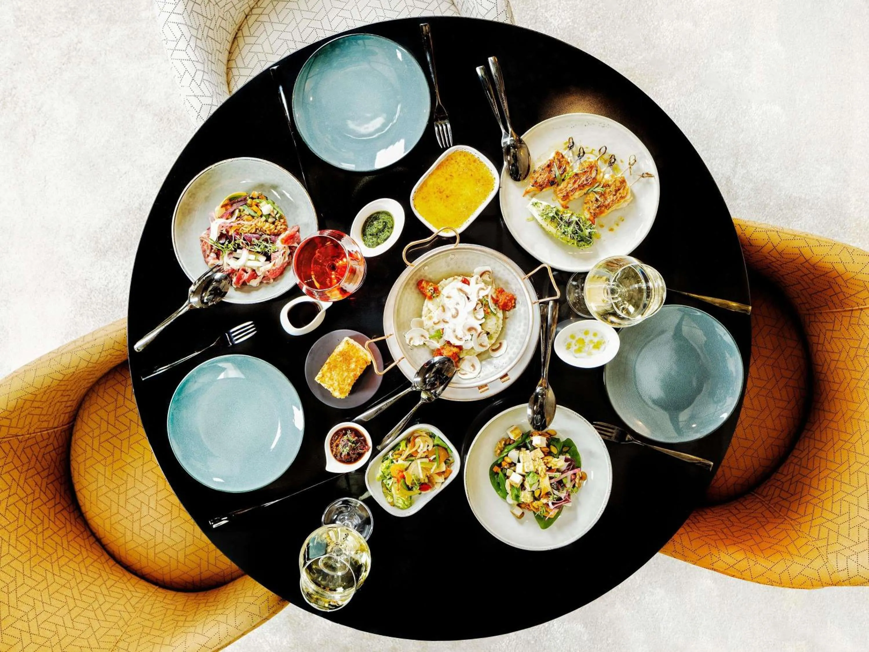 Lounge or bar in Grand Hotel Bregenz - MGallery Collection