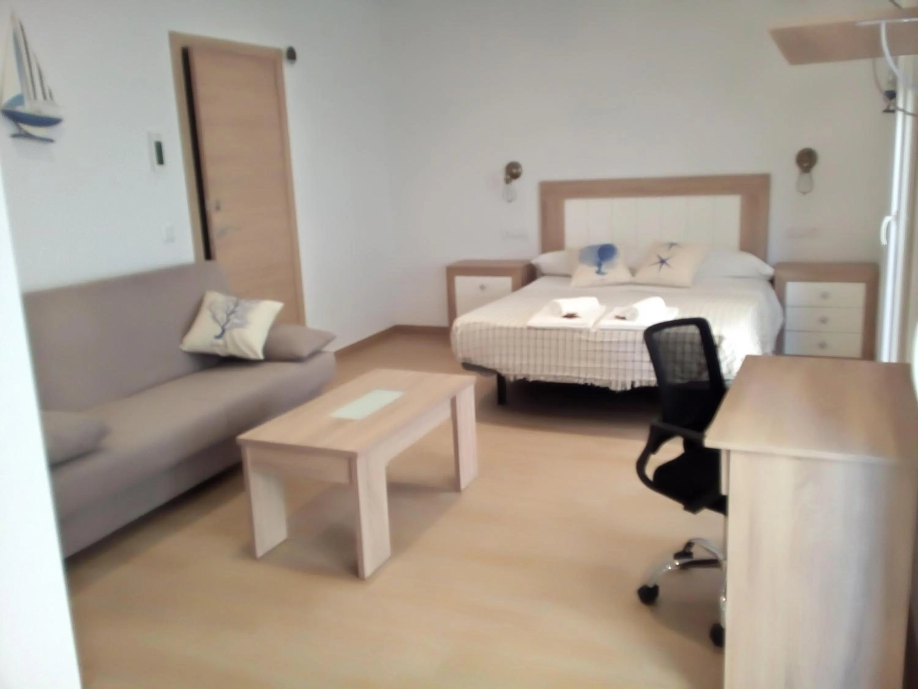 Photo of the whole room, Bed in Casa María