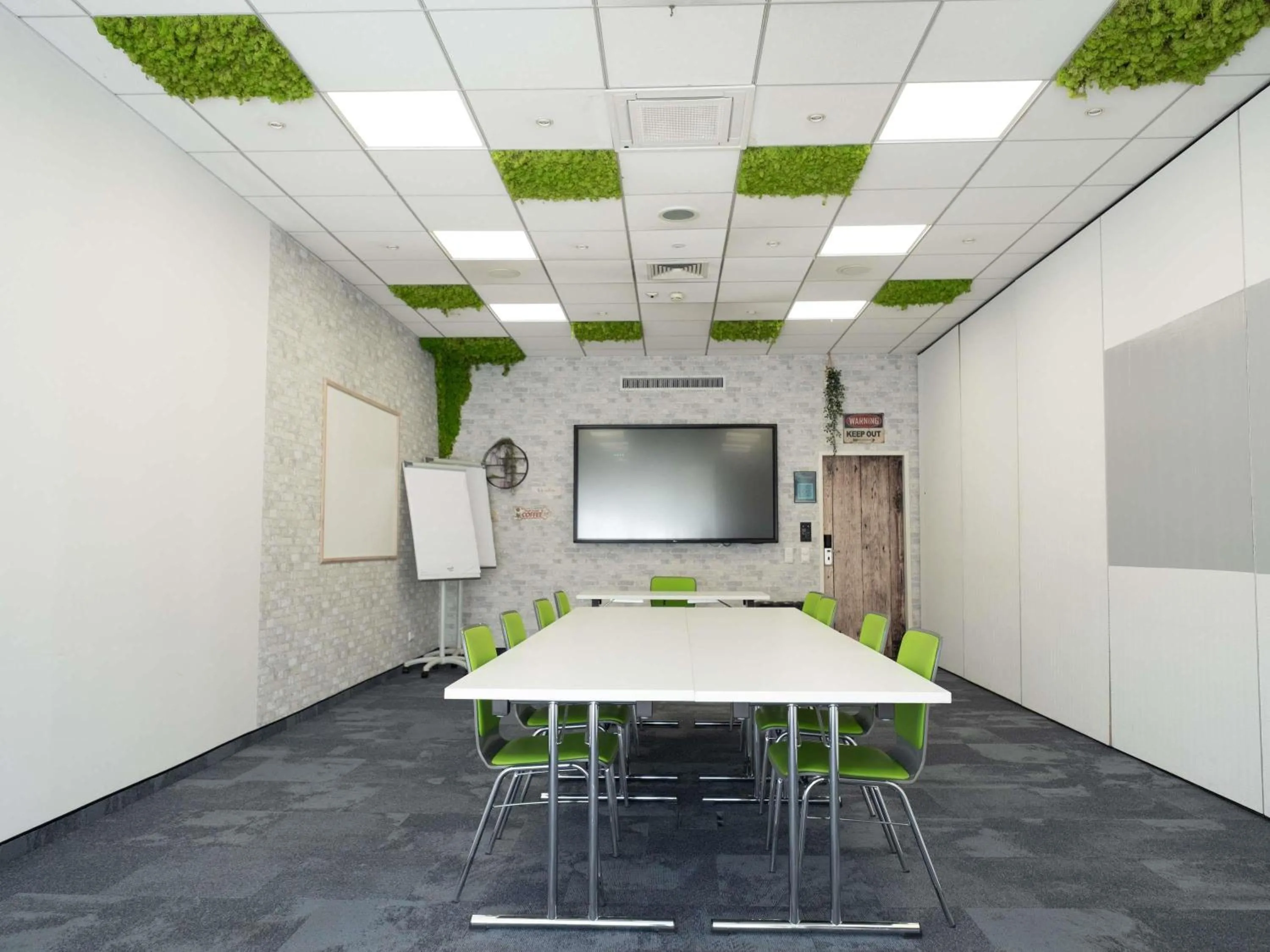 Meeting/conference room in Ibis Styles Linz