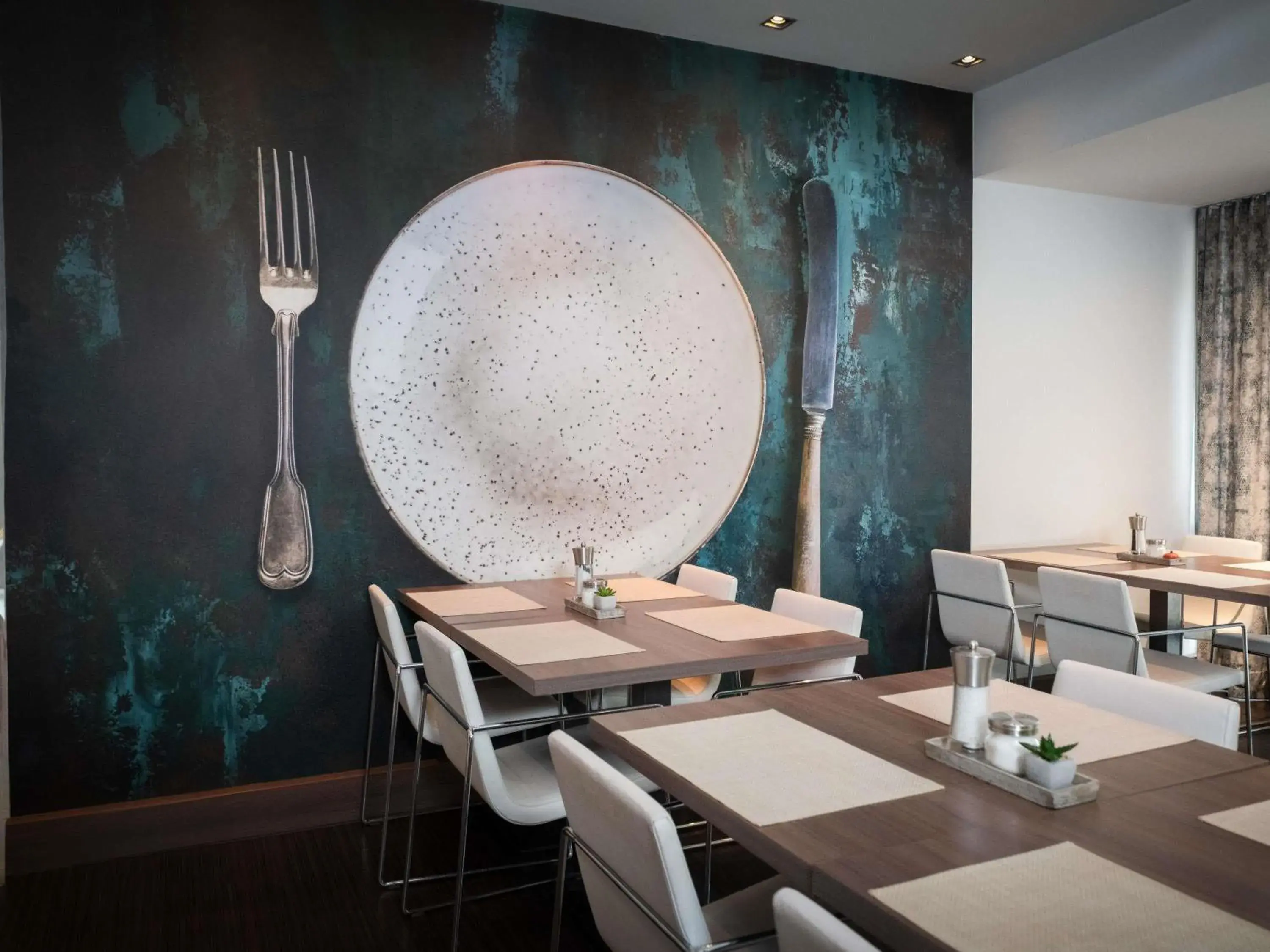 Restaurant/places to eat in Ibis Styles Linz Restaurant/places to eat in Ibis Styles Linz