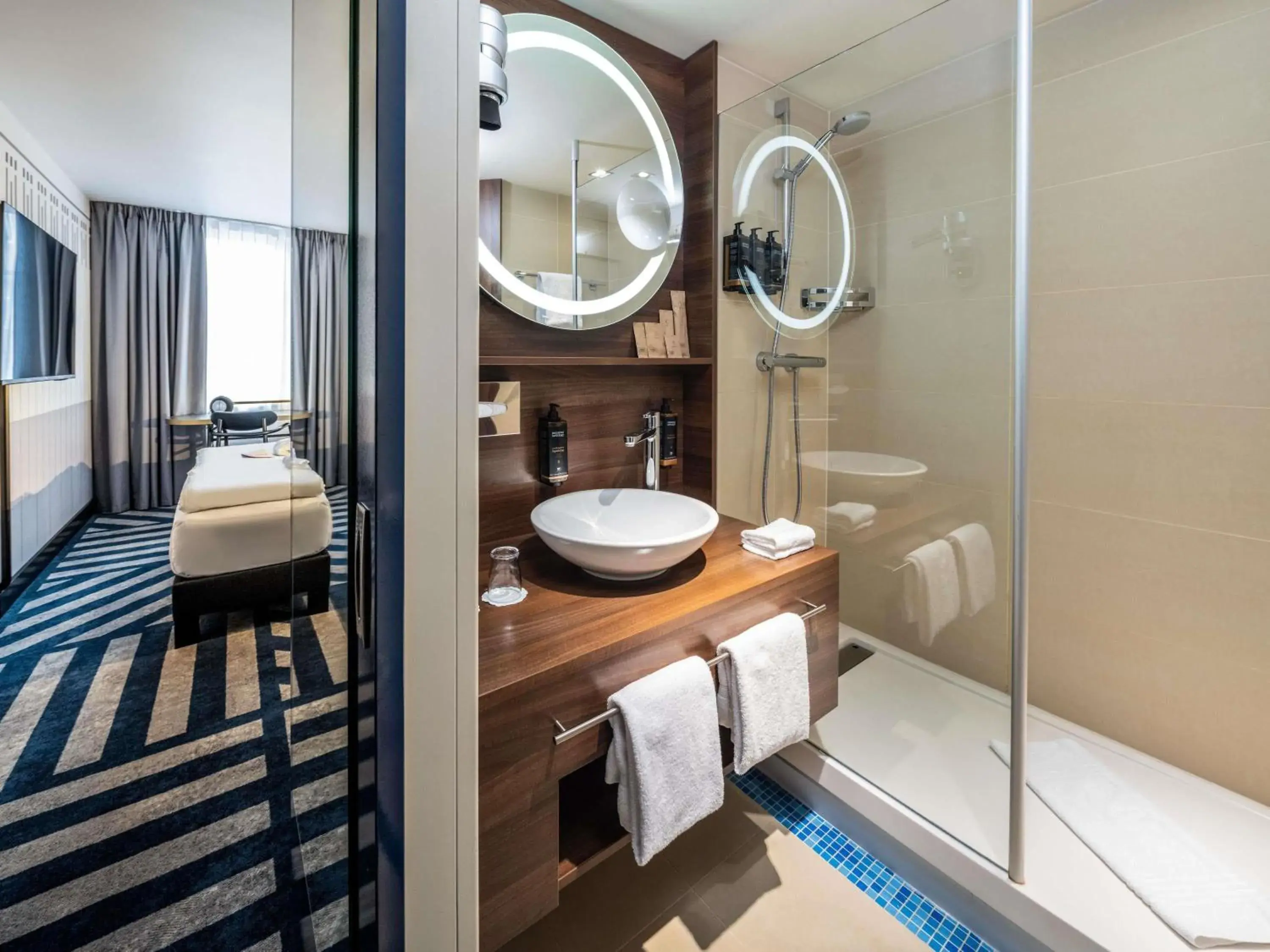 Privilege King Room in Hotel Mercure Wien City Privilege King Room in Hotel Mercure Wien City