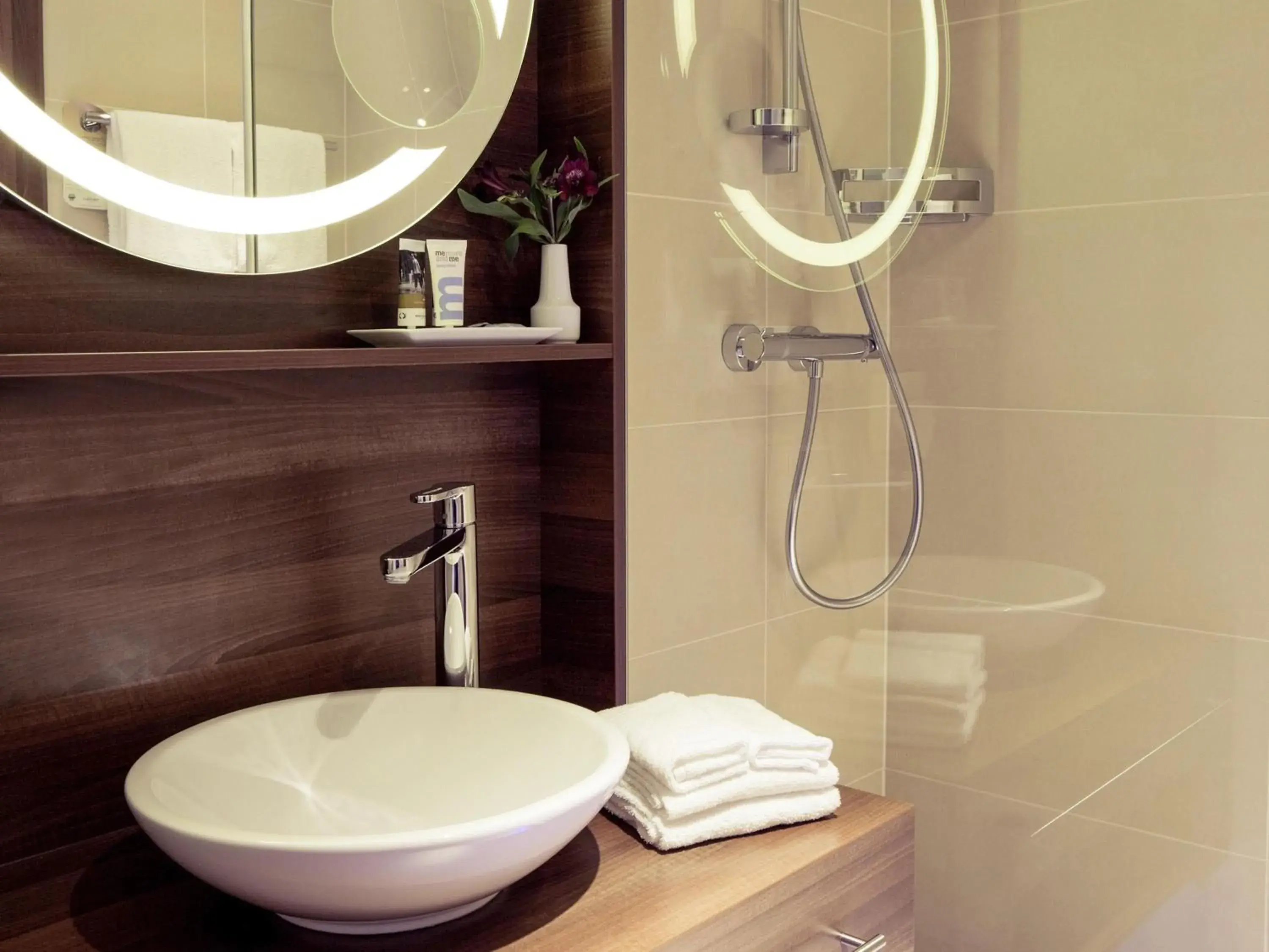 Bedroom in Hotel Mercure Wien City Bedroom in Hotel Mercure Wien City