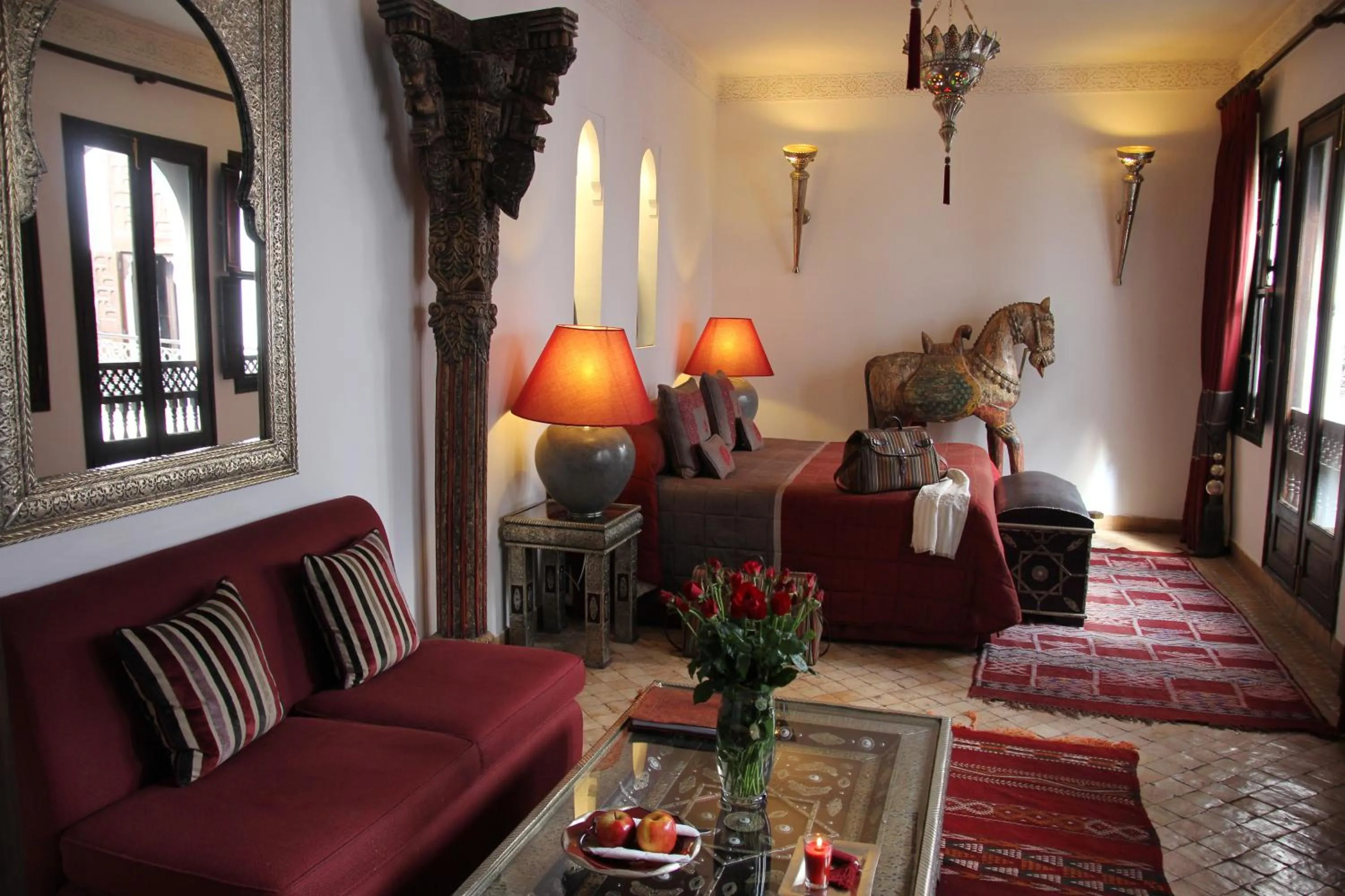 Photo of the whole room in Riad Assakina