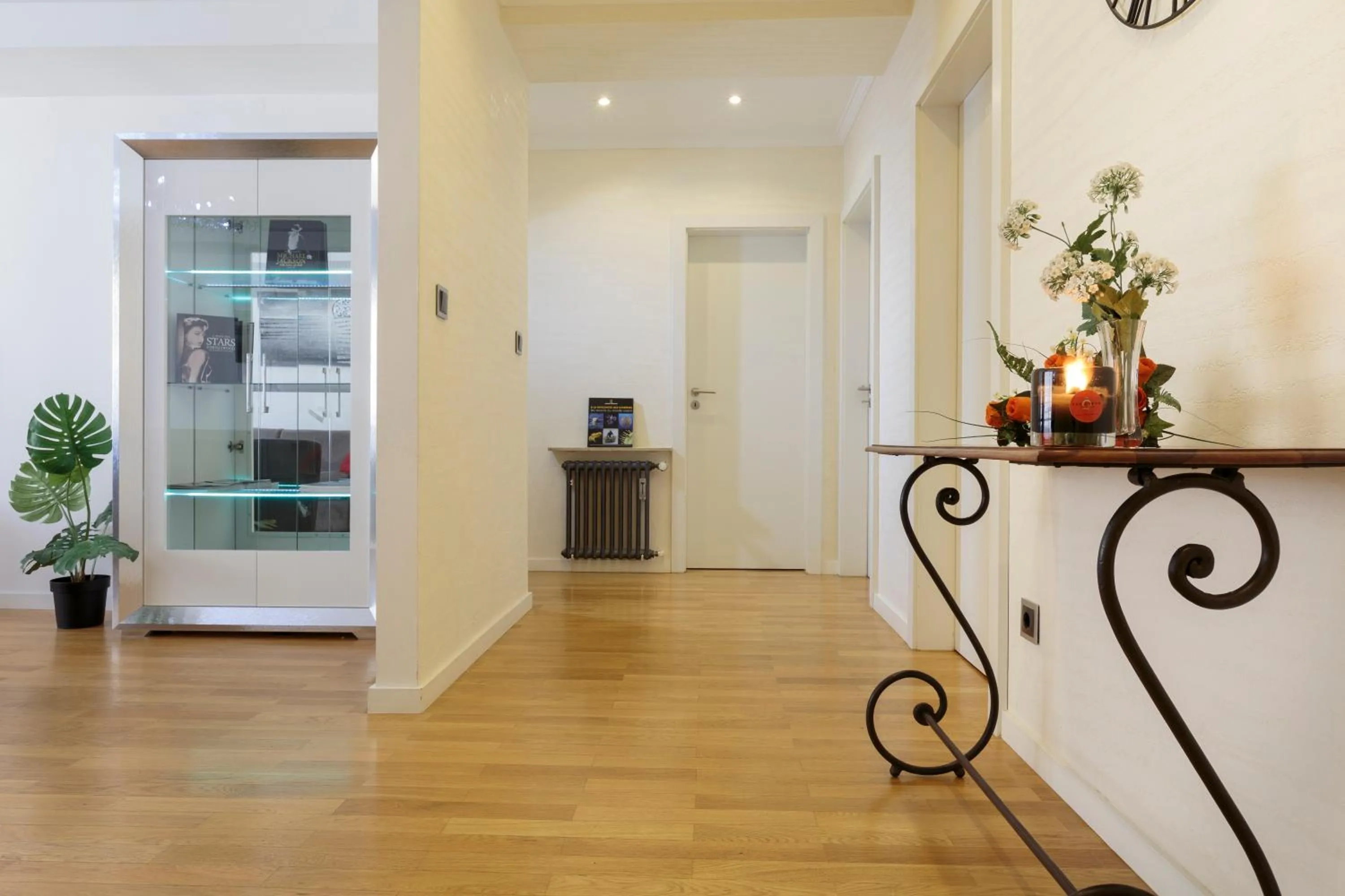 Area and facilities in The Queen Luxury Apartments - Villa Carlotta