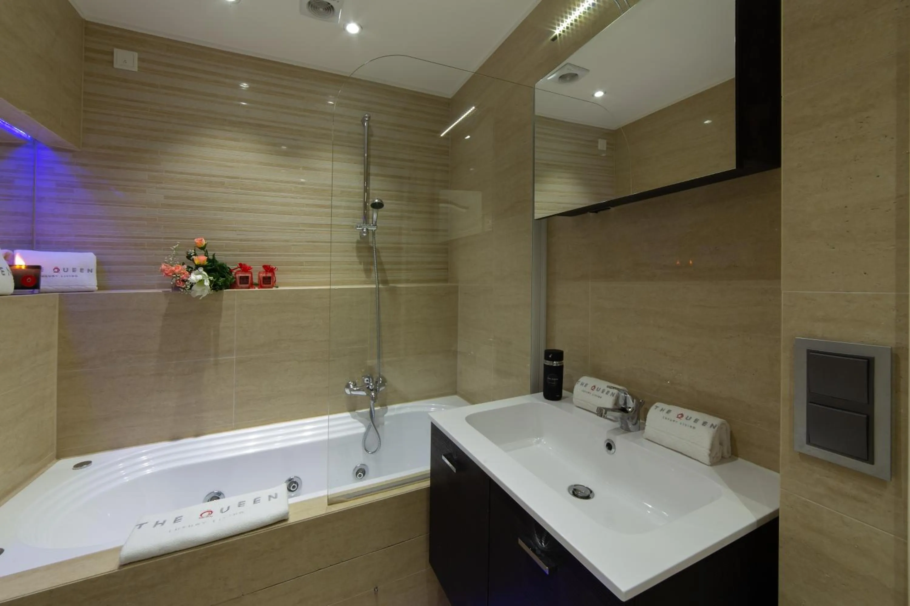 Bathroom in The Queen Luxury Apartments - Villa Carlotta