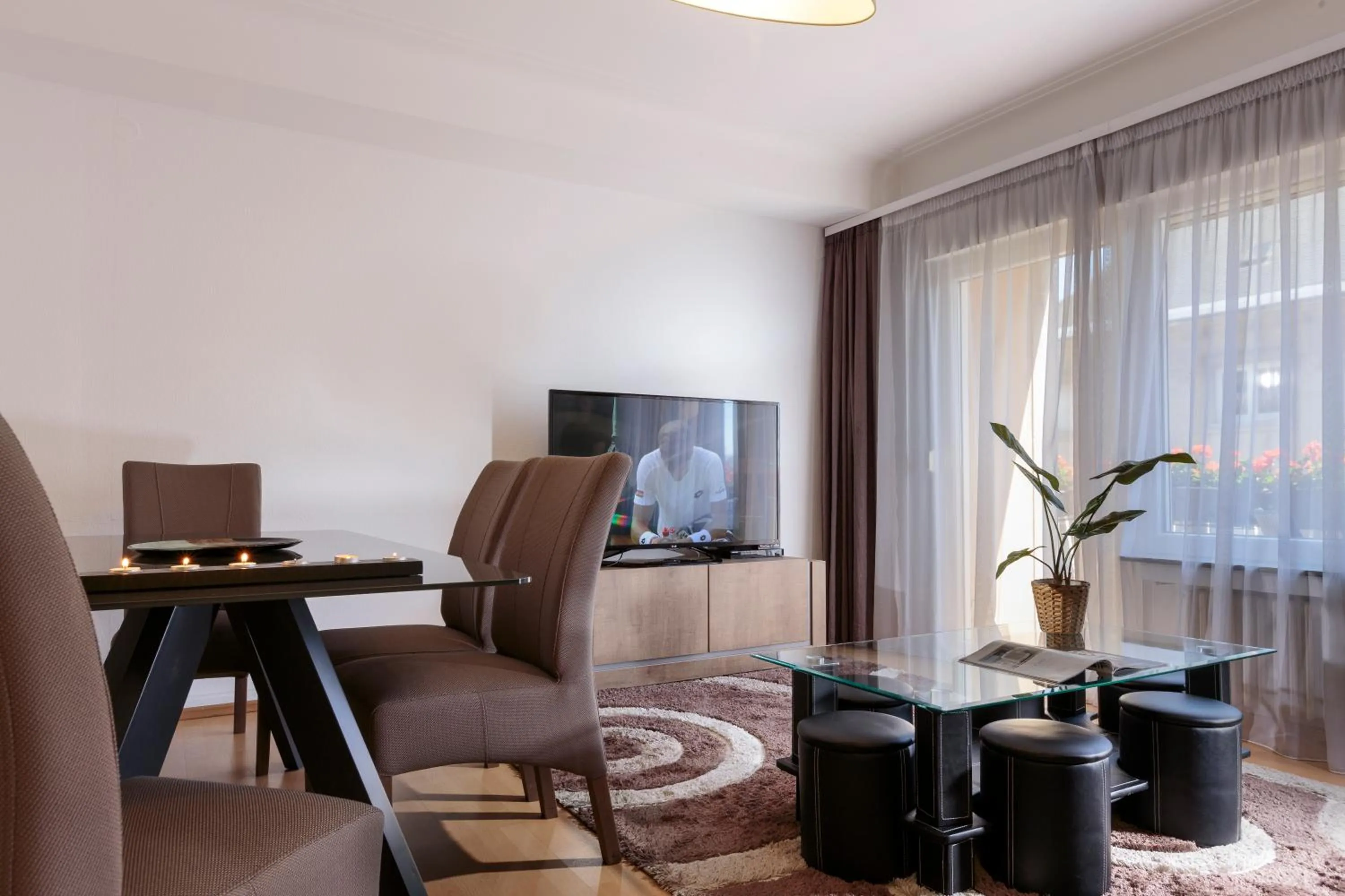 TV and multimedia in The Queen Luxury Apartments - Villa Carlotta