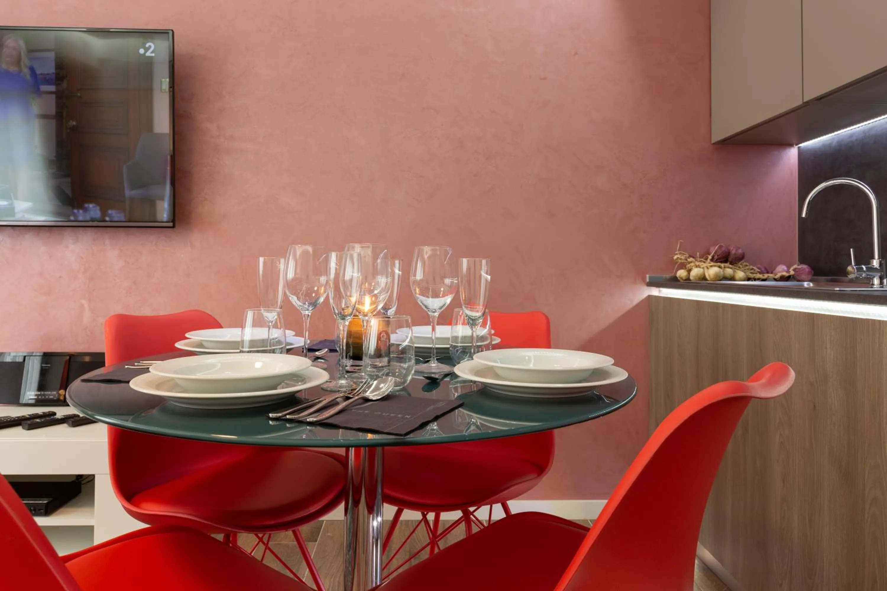 Kitchen or kitchenette in The Queen Luxury Apartments - Villa Carlotta