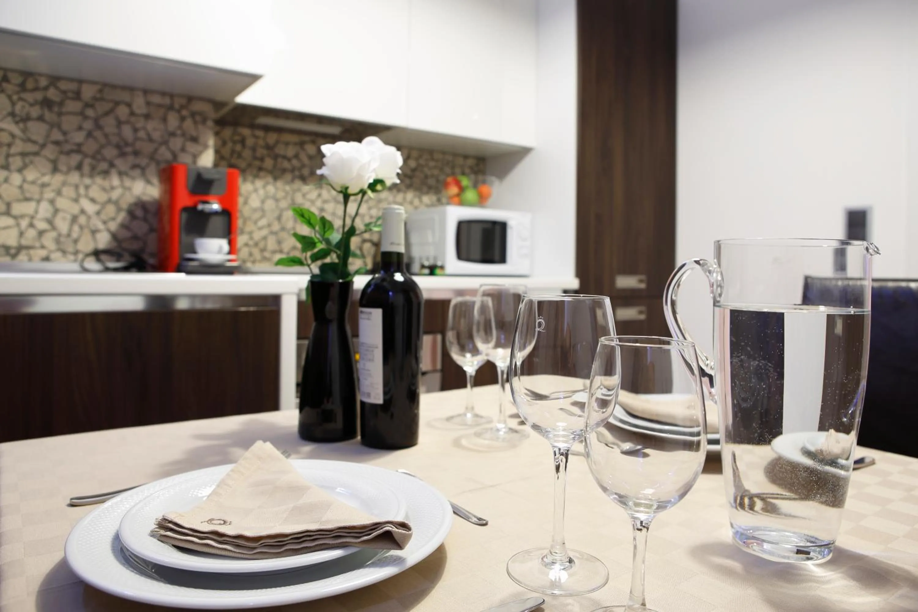 Kitchen or kitchenette in The Queen Luxury Apartments - Villa Carlotta