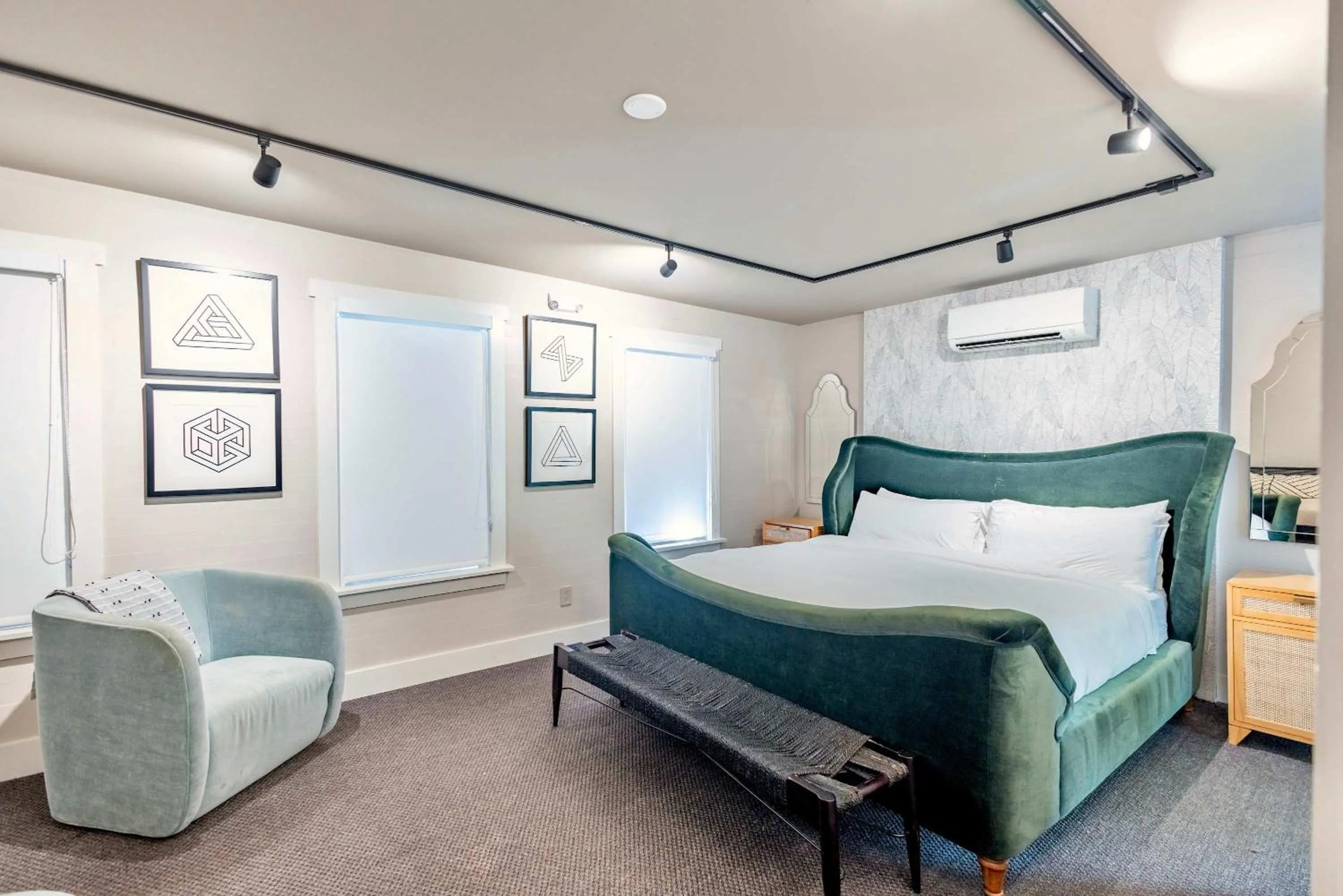 Bed in Yellow Room at Grand Maloney