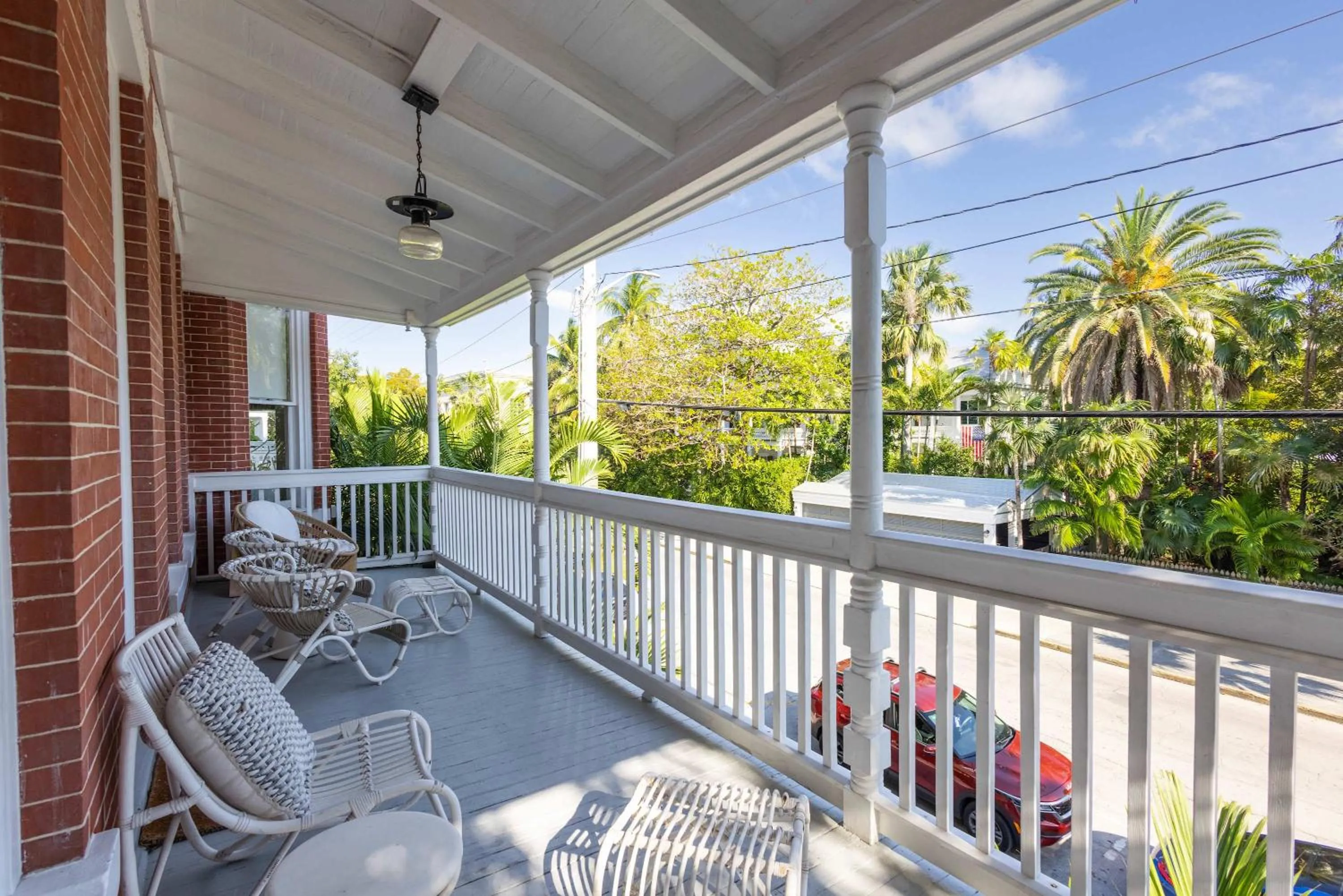 Yellow Room at Grand Maloney
