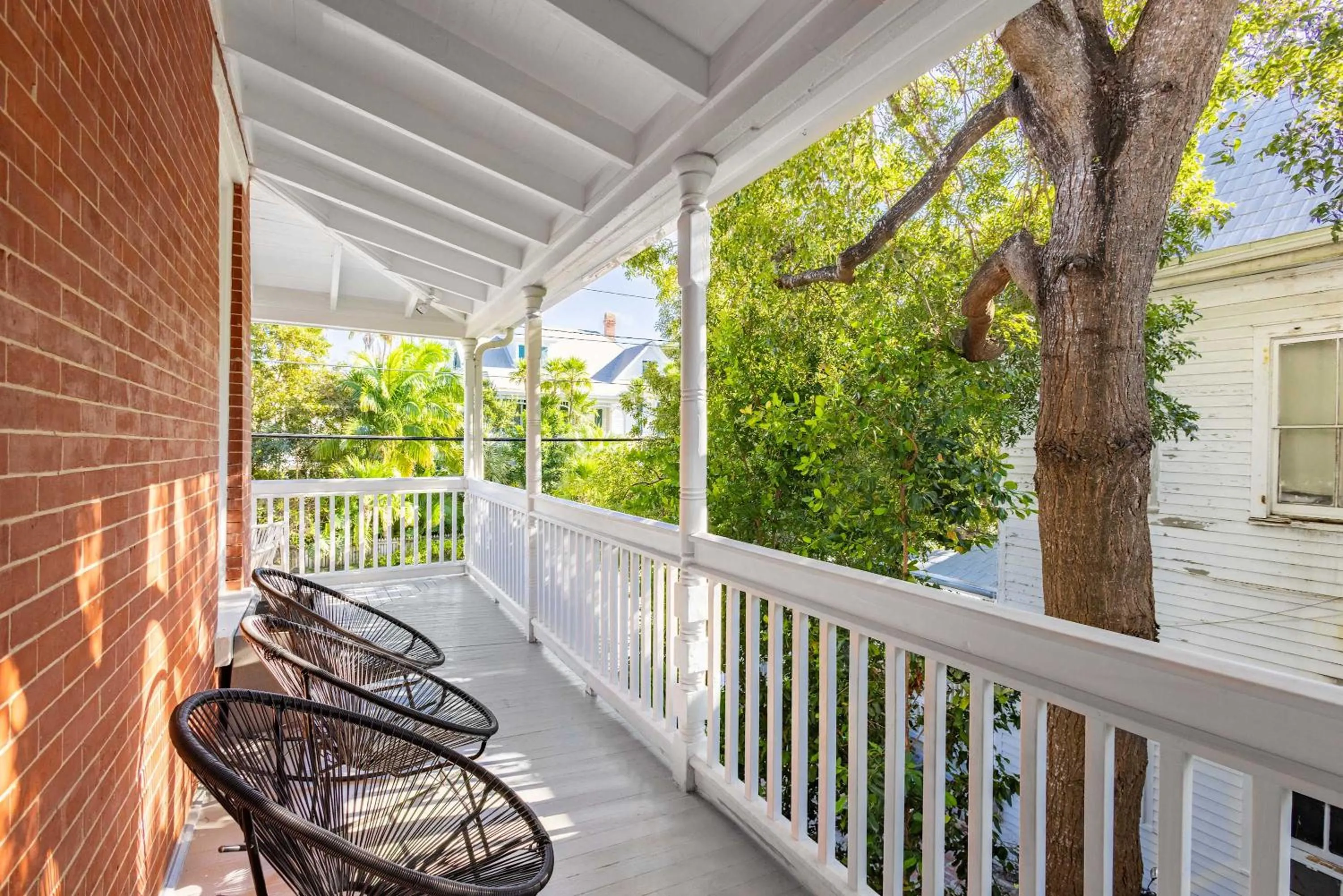 Yellow Room at Grand Maloney