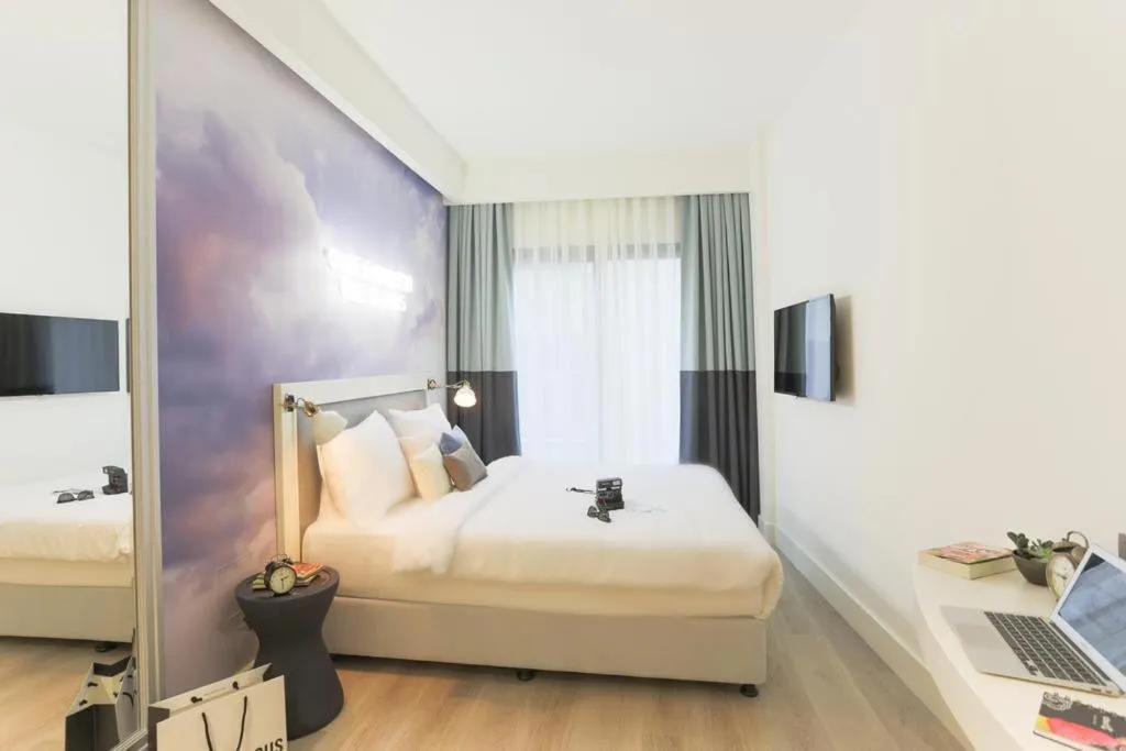 Bed in Anemon Bakırköy