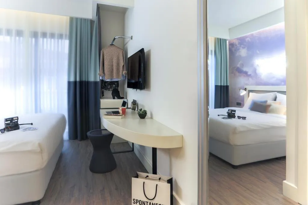 Bed in Anemon Bakırköy