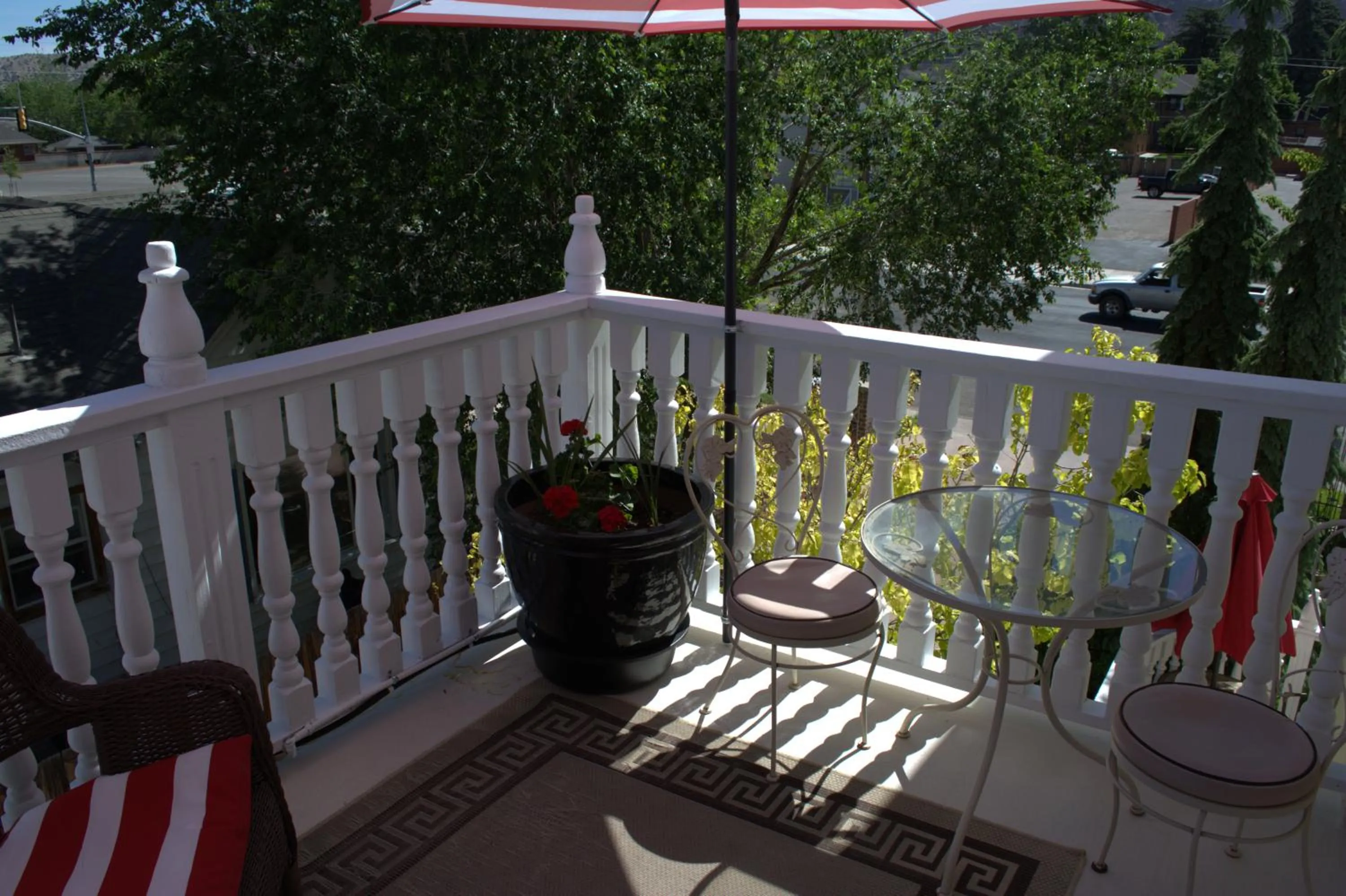 Balcony/Terrace in Big Yellow Inn