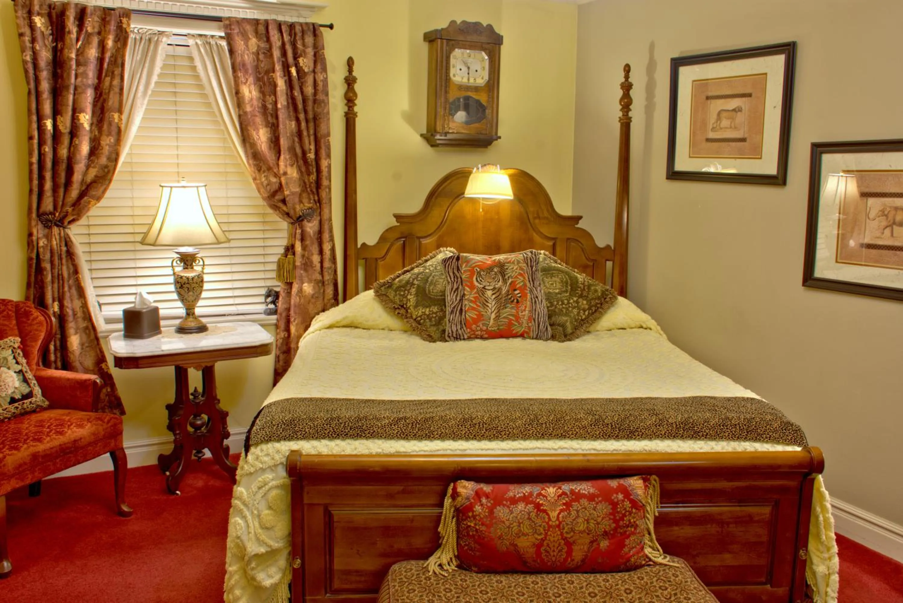 Bed in Big Yellow Inn