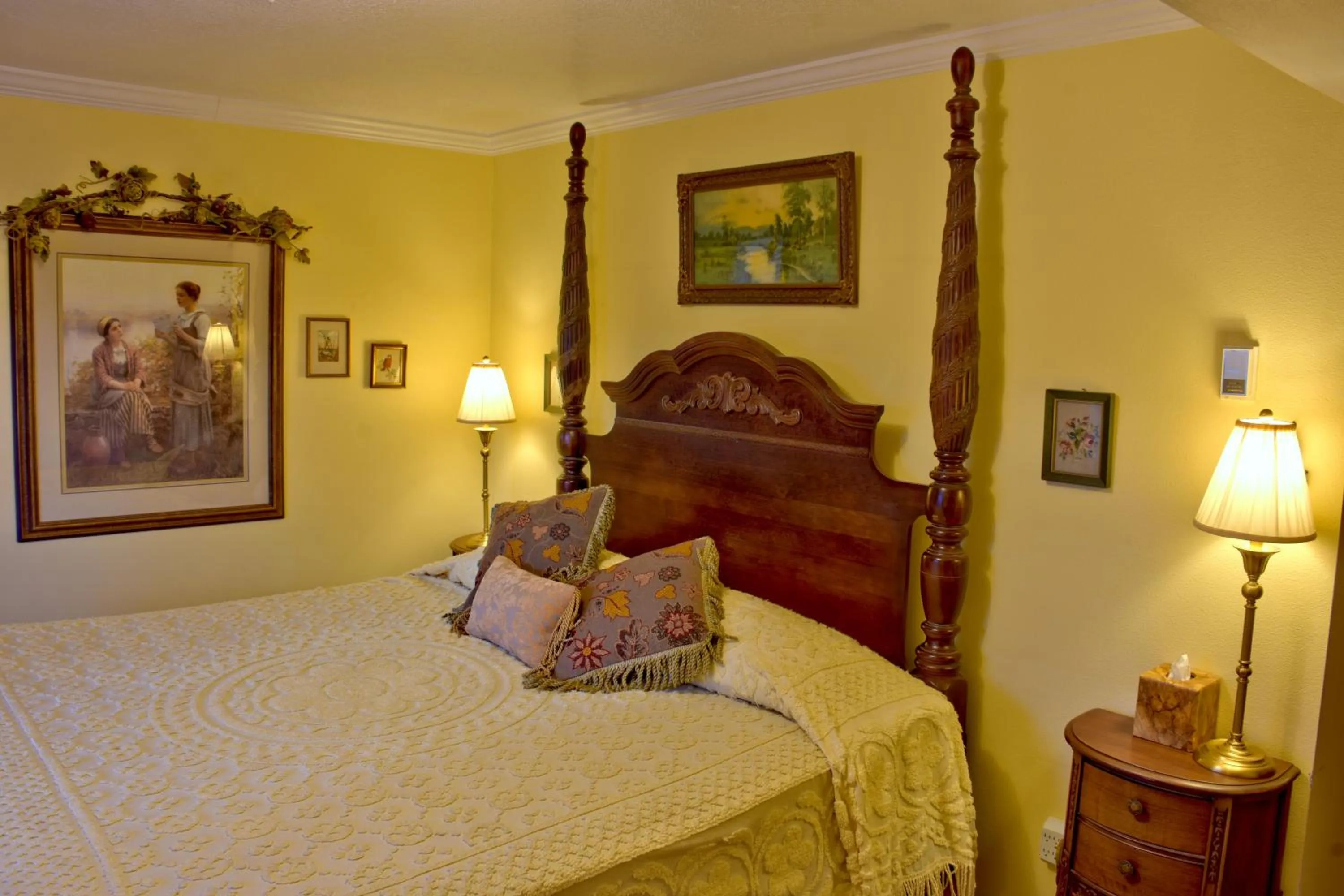 Bed in Big Yellow Inn
