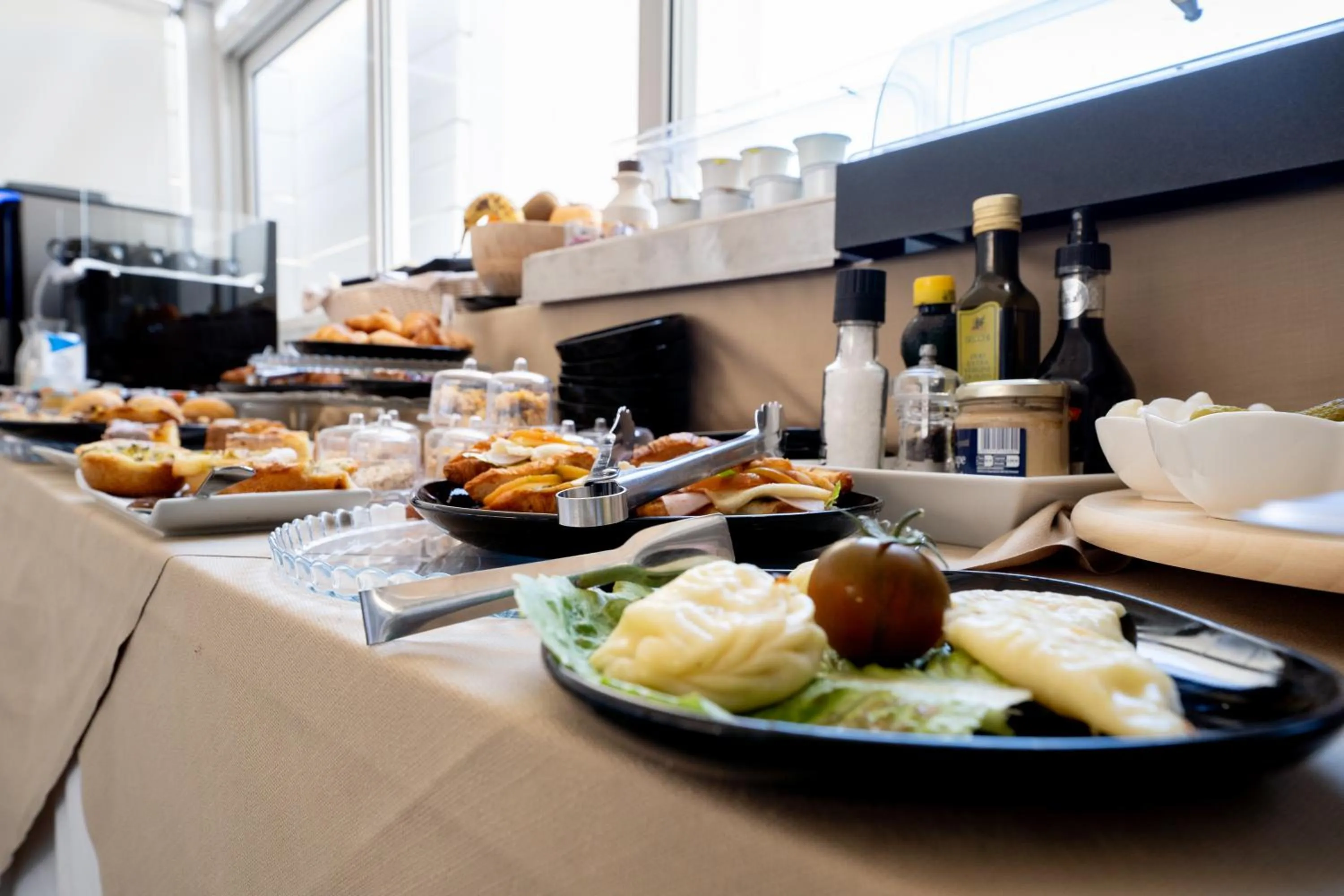 Restaurant/places to eat in Neko Boutique Hotel