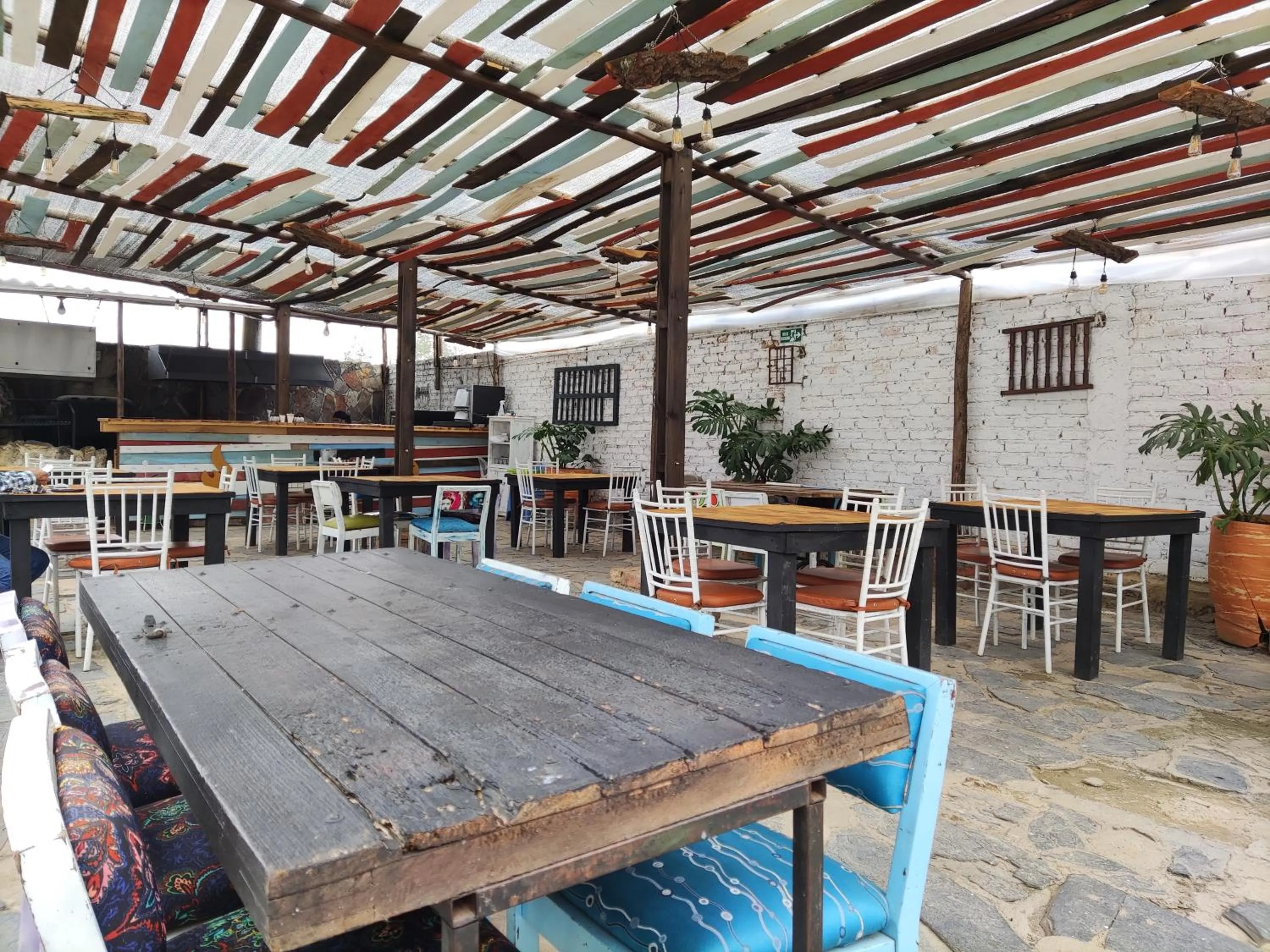 Restaurant/places to eat in Laureles de la Villa