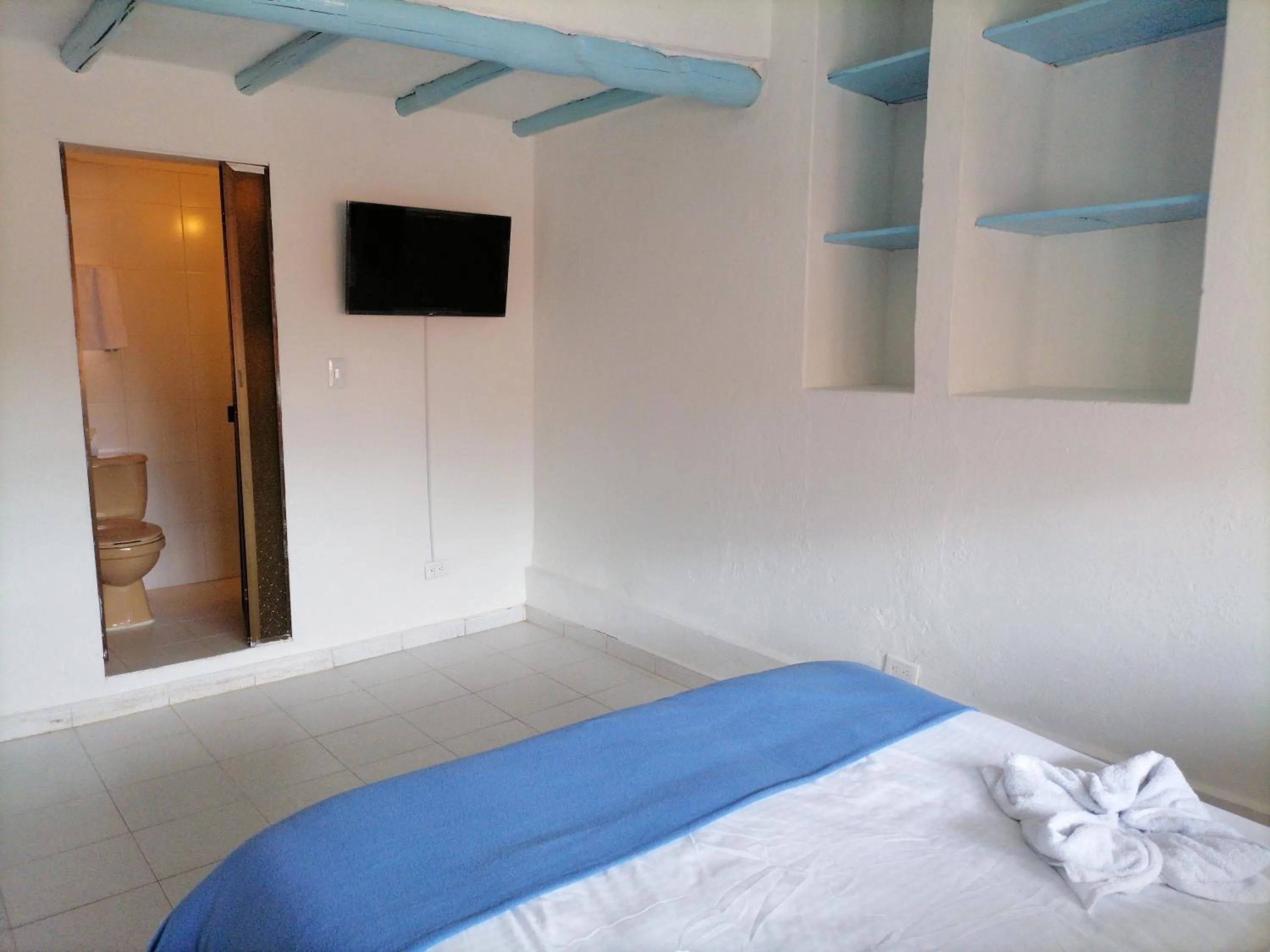 Bed in Laureles de la Villa