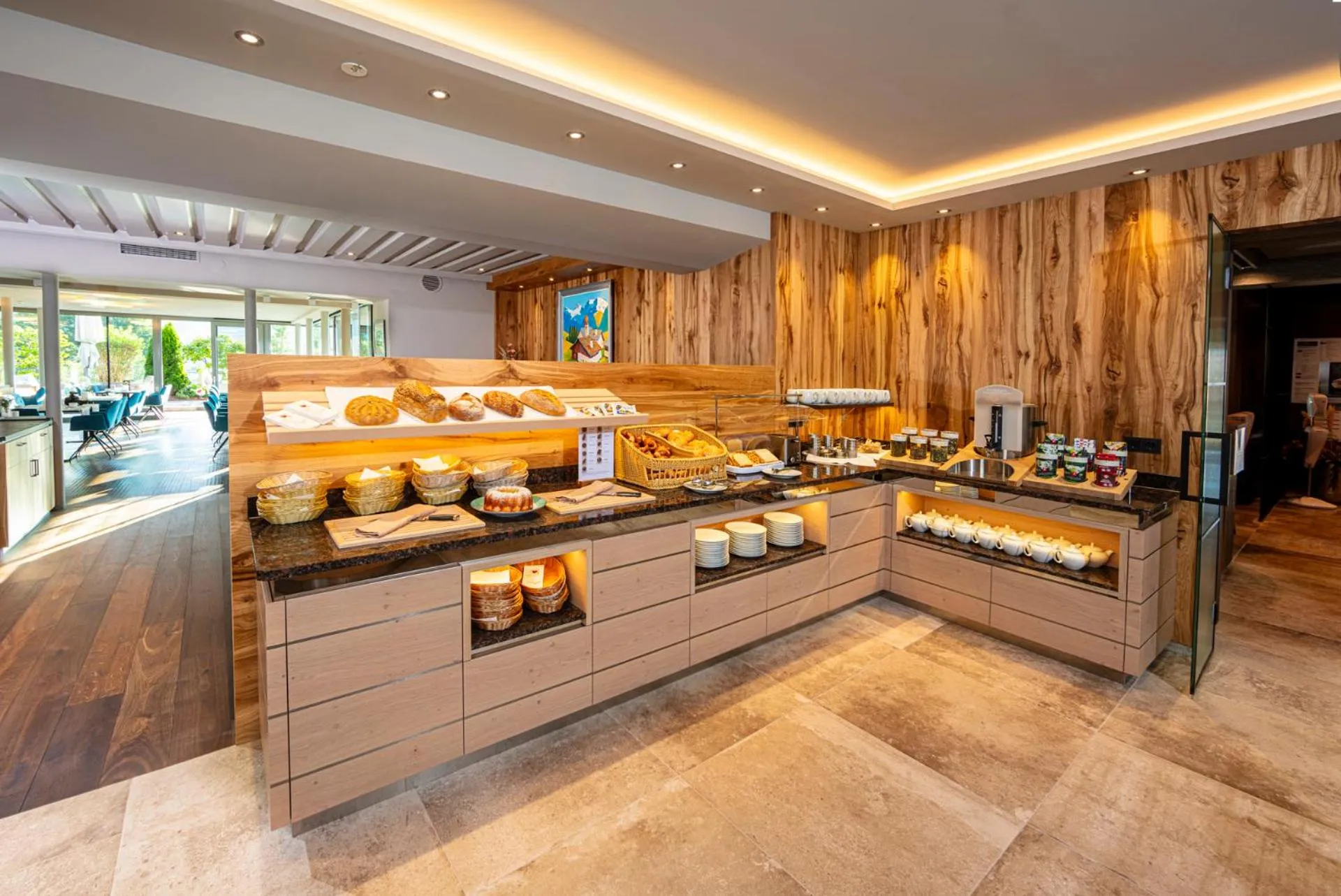 Buffet breakfast in Aktivhotel Schweizerhof Kitzbühel