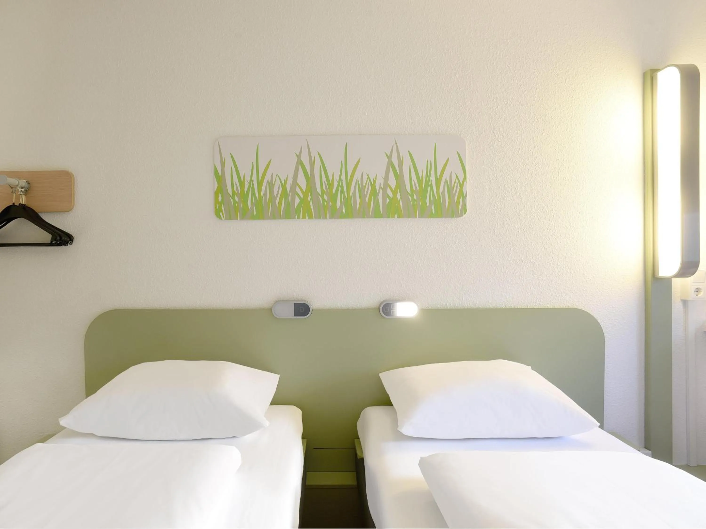 Photo of the whole room, Bed in B&B HOTEL Berlin Genshagen-Nord