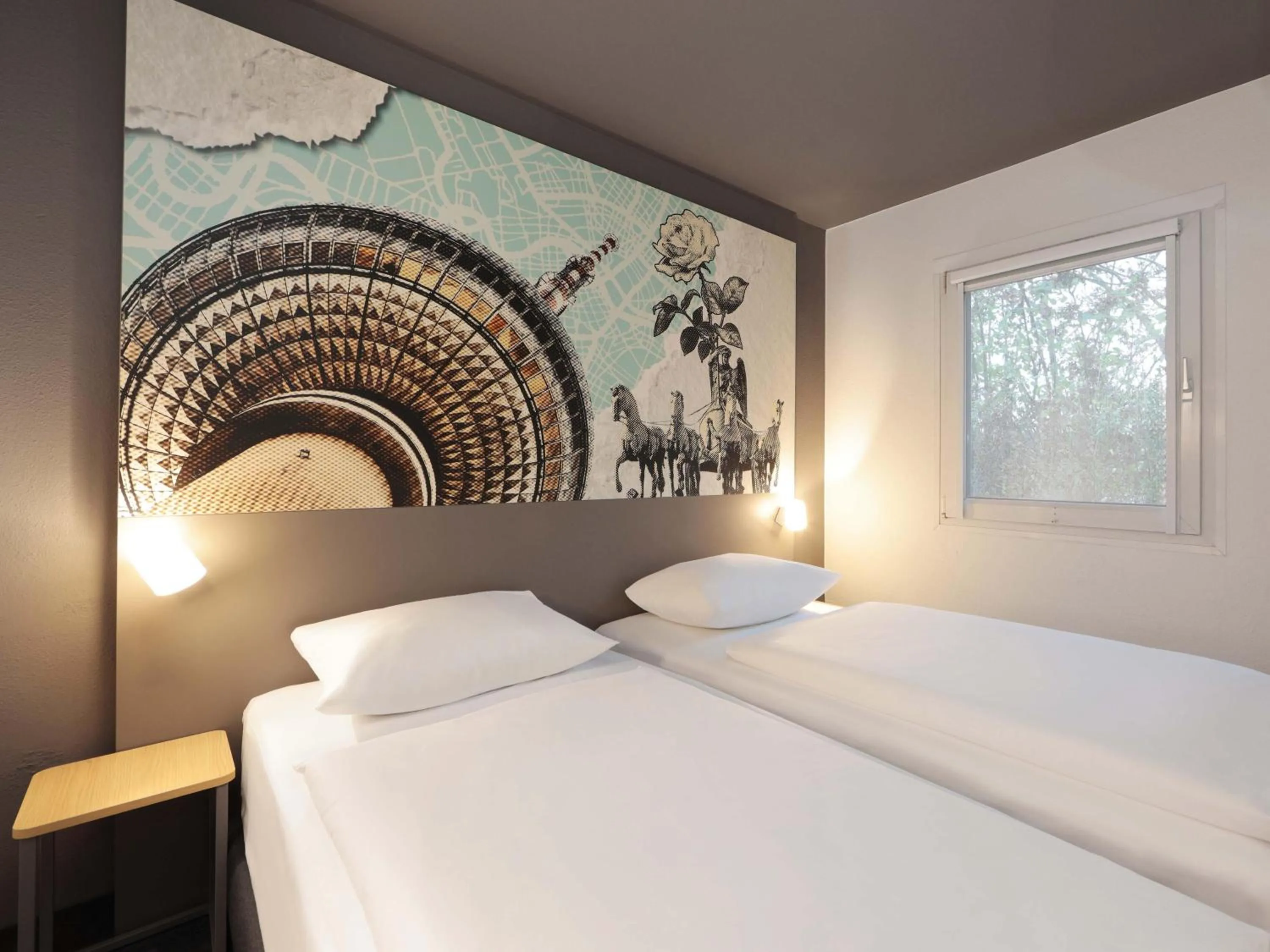 Photo of the whole room, Bed in B&B HOTEL Berlin Genshagen-Nord