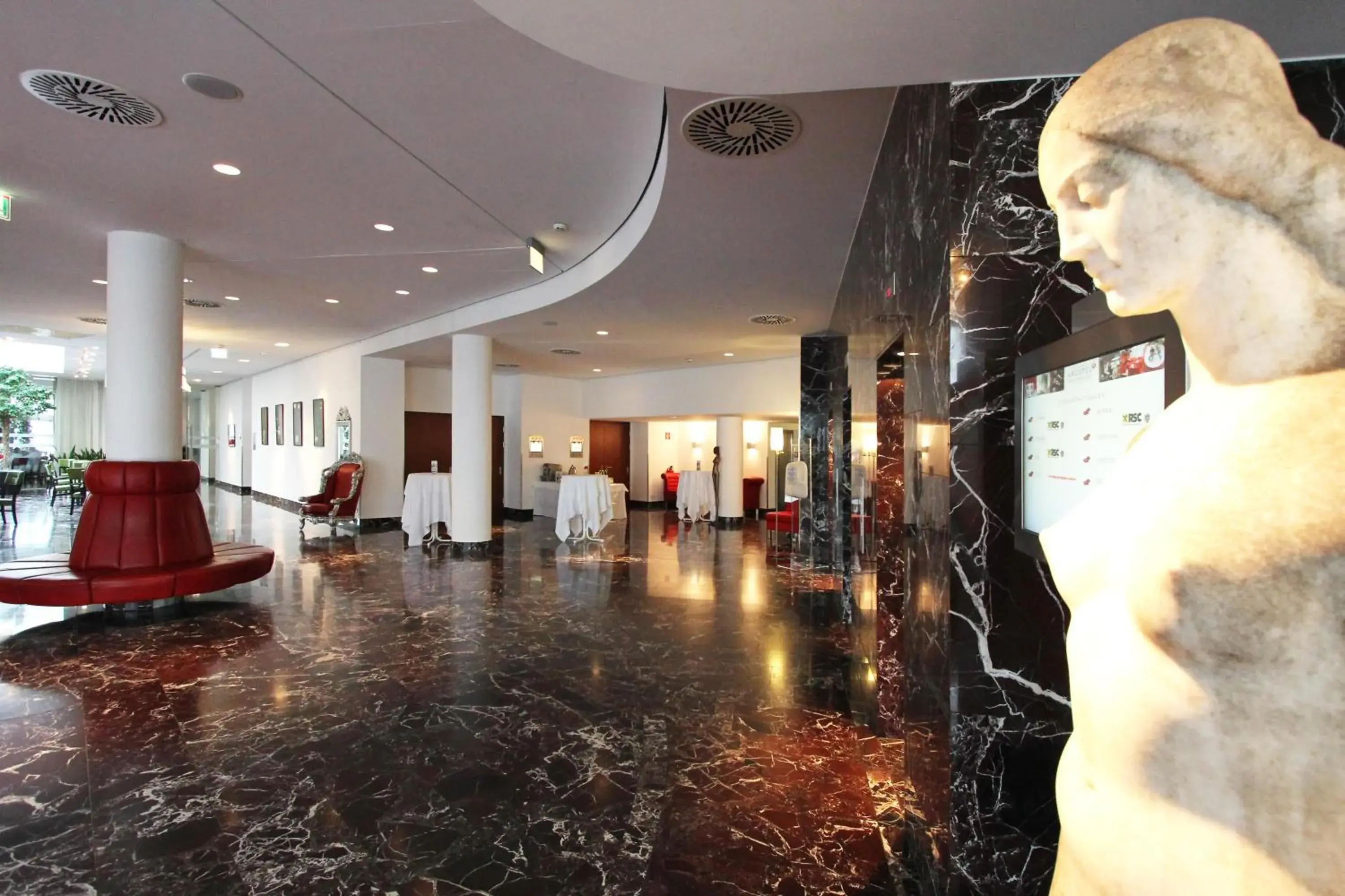 Lobby or reception in ARCOTEL Kaiserwasser Wien Lobby or reception in ARCOTEL Kaiserwasser Wien