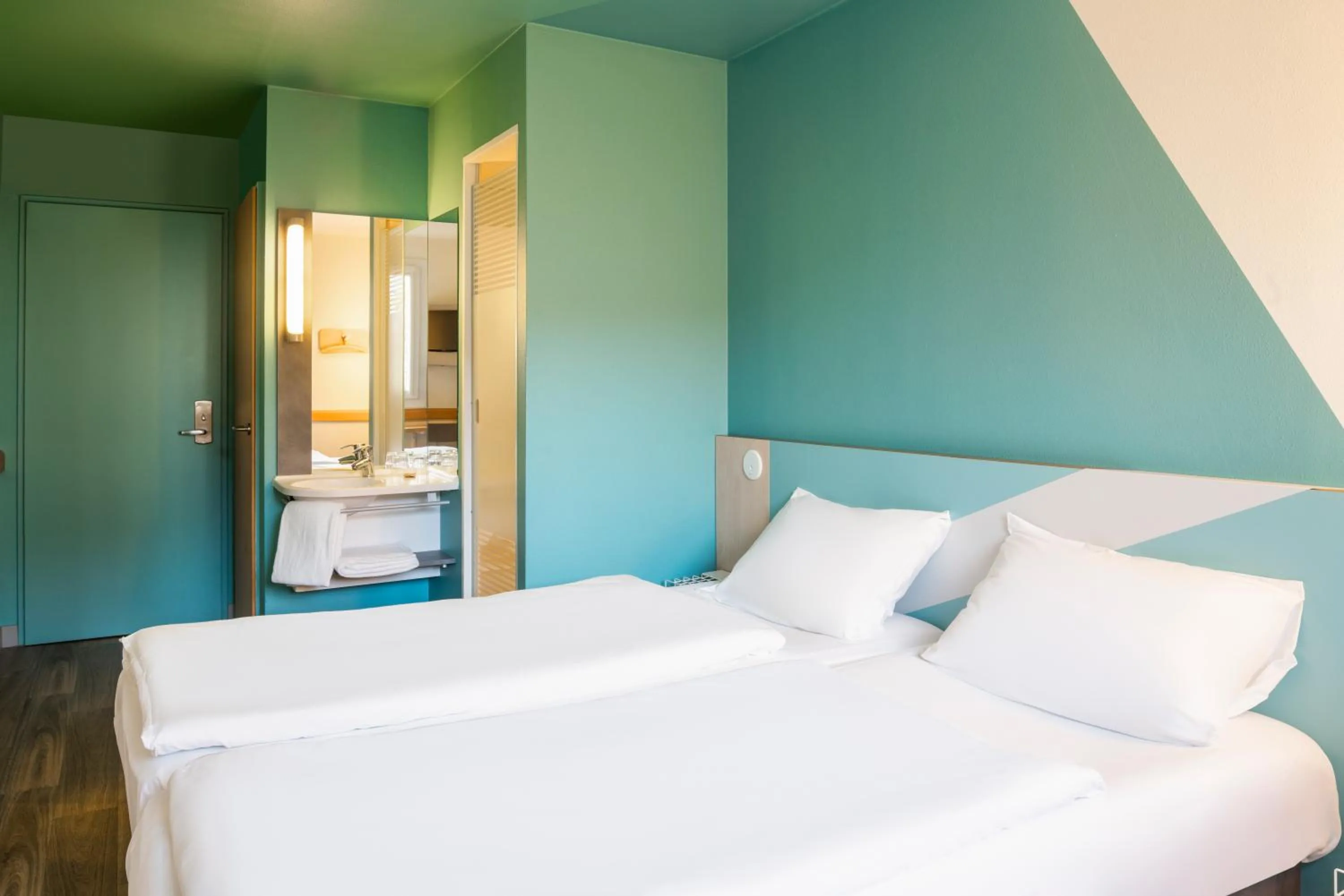 Bed in ibis budget Ulm City