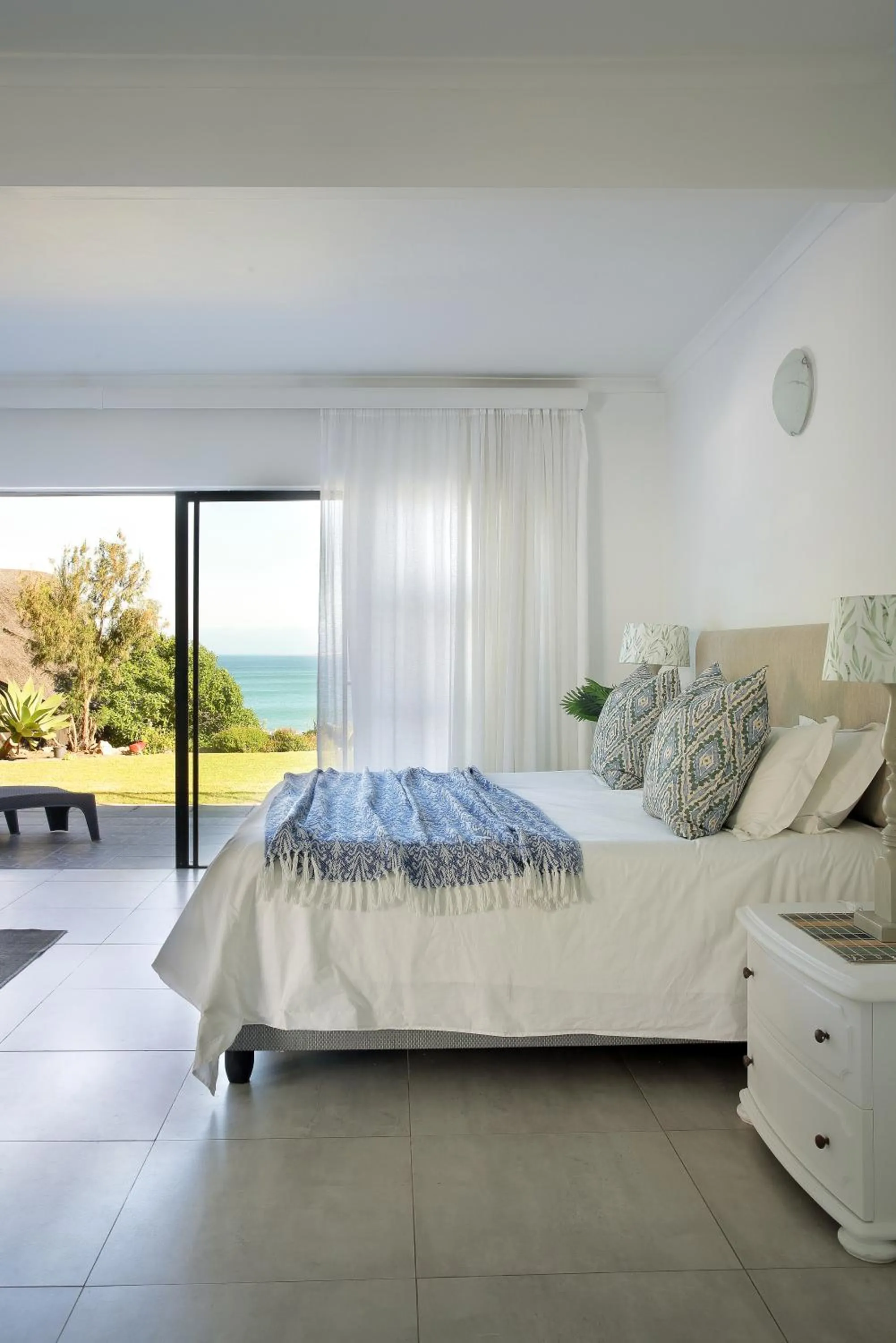 Sea view, Bed in My-konos