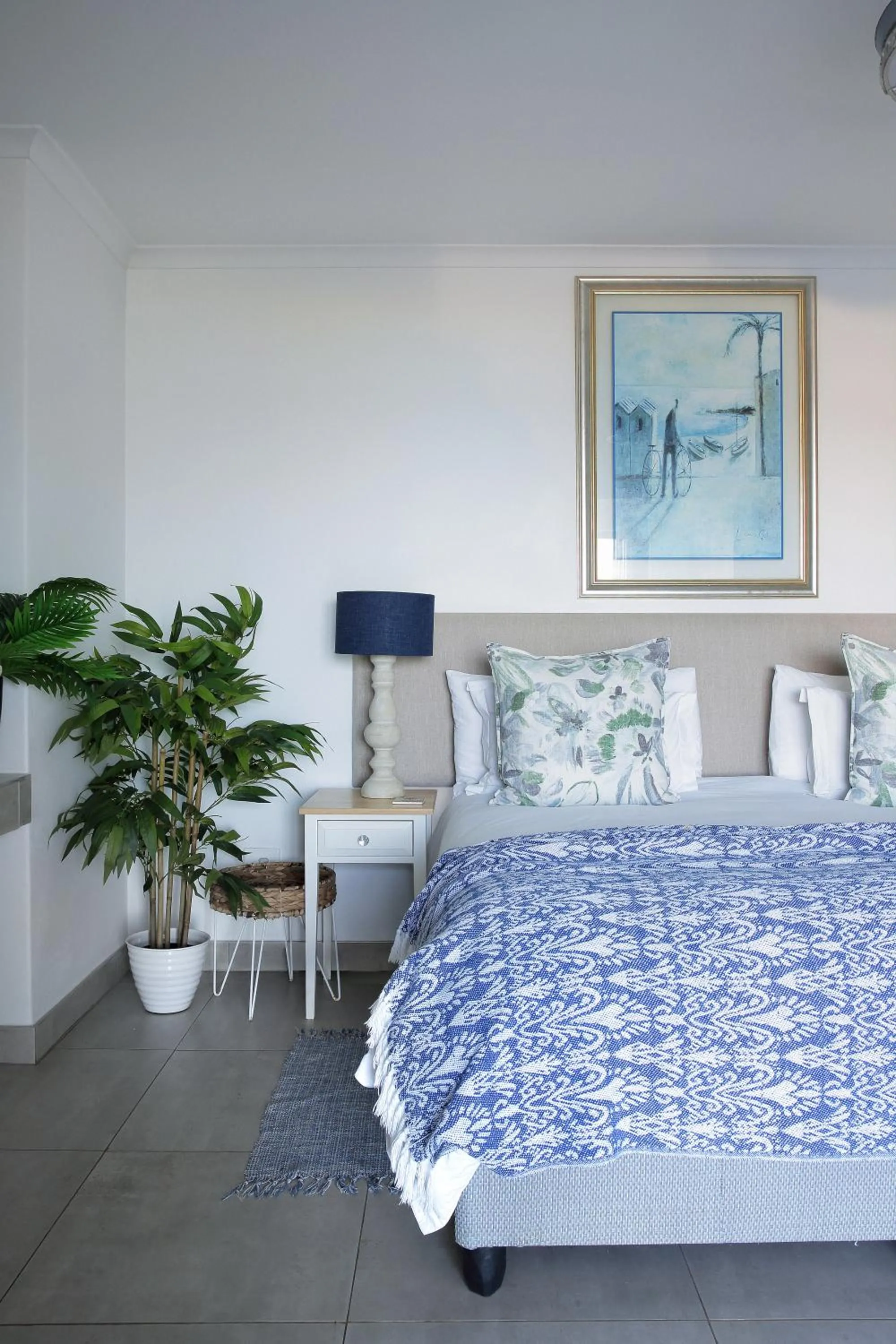 Bed in My-konos
