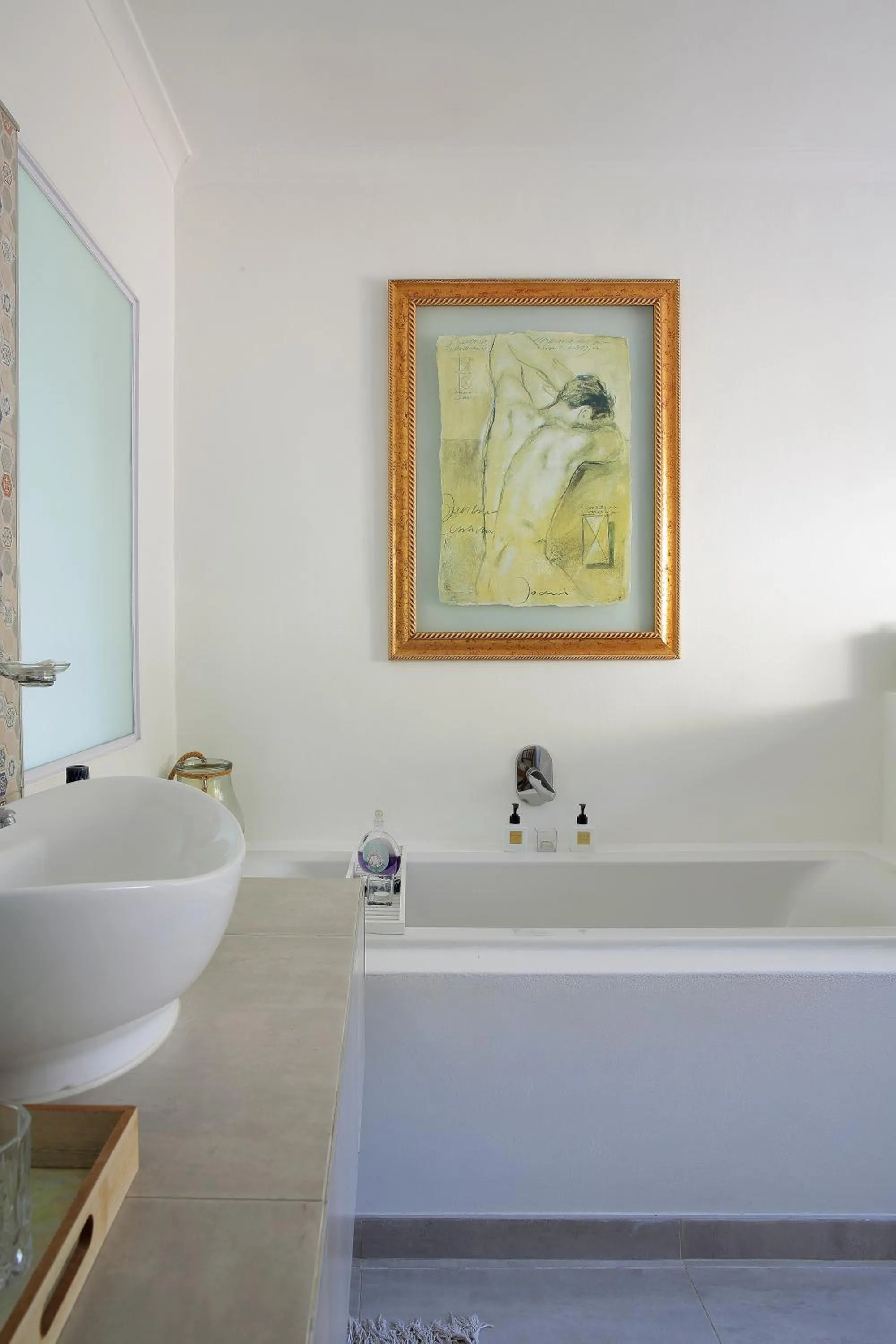 Bathroom in My-konos