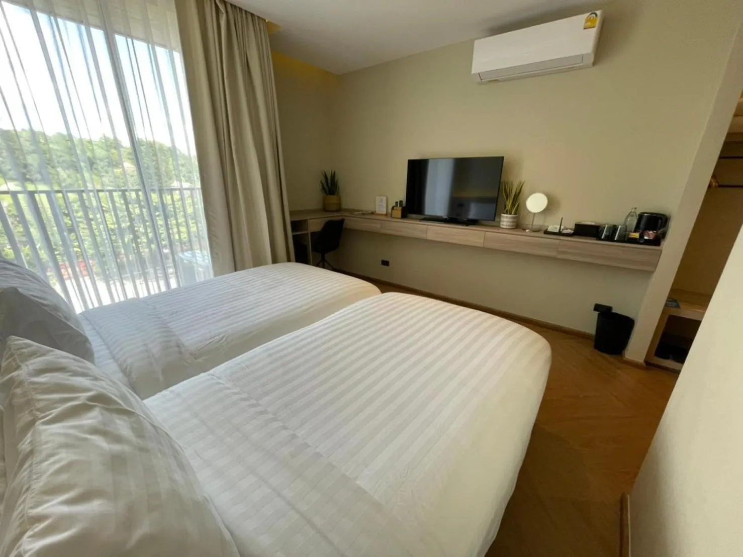 air conditioner, Bed in M2 Hotel Waterside