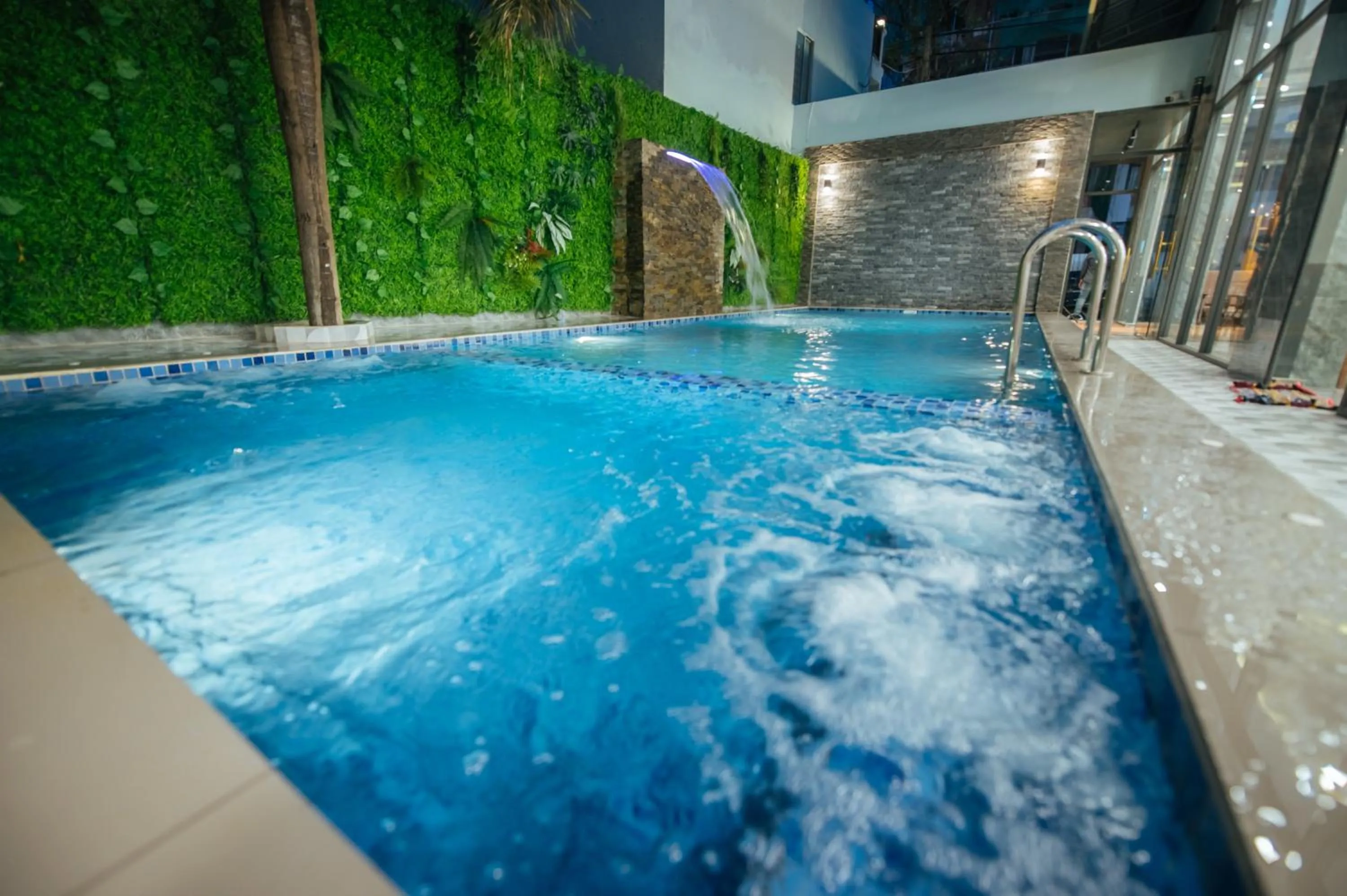 Massage in Twin Hotel Kampot