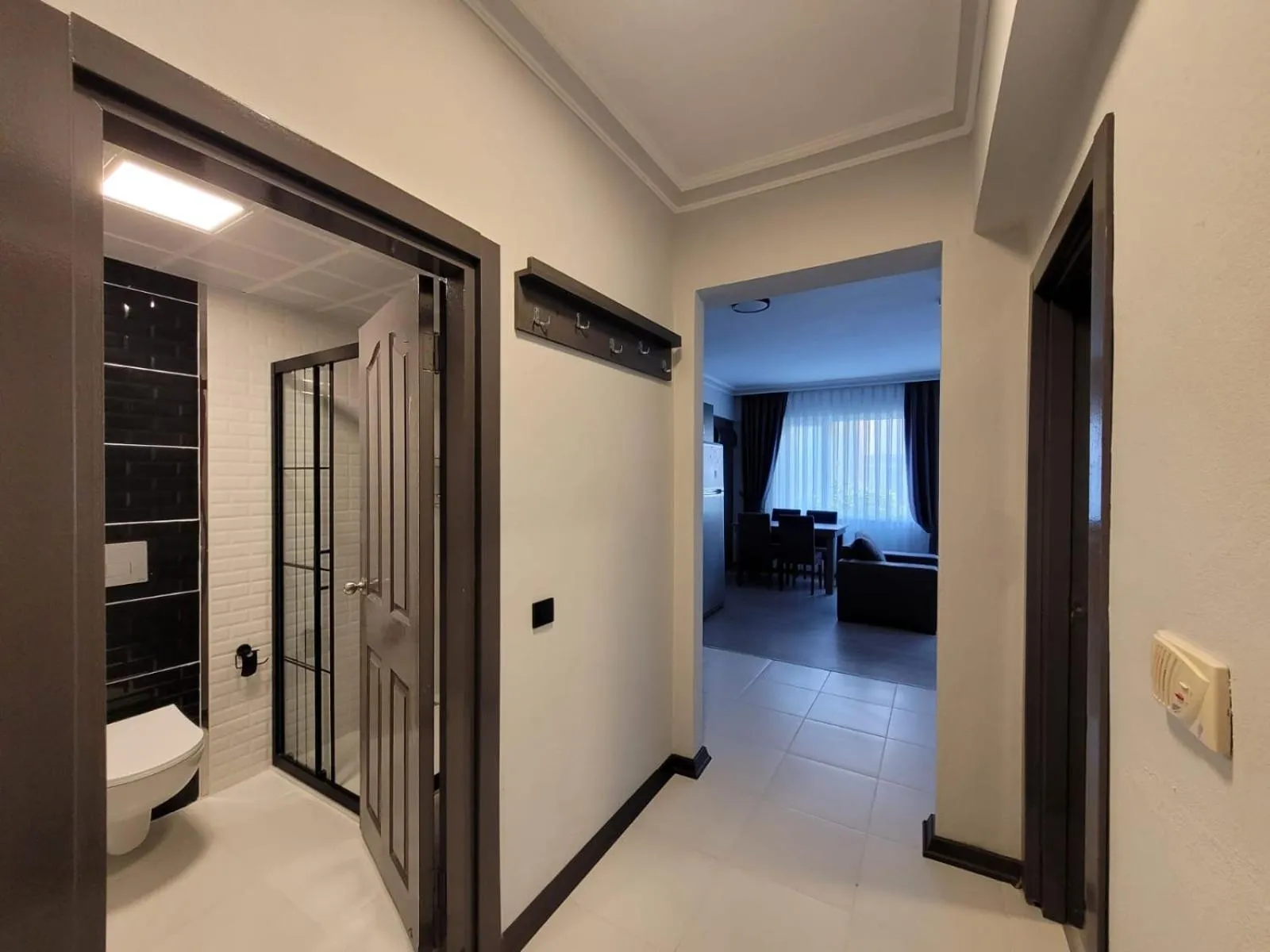 Bathroom, Bed in The U HOMES APART