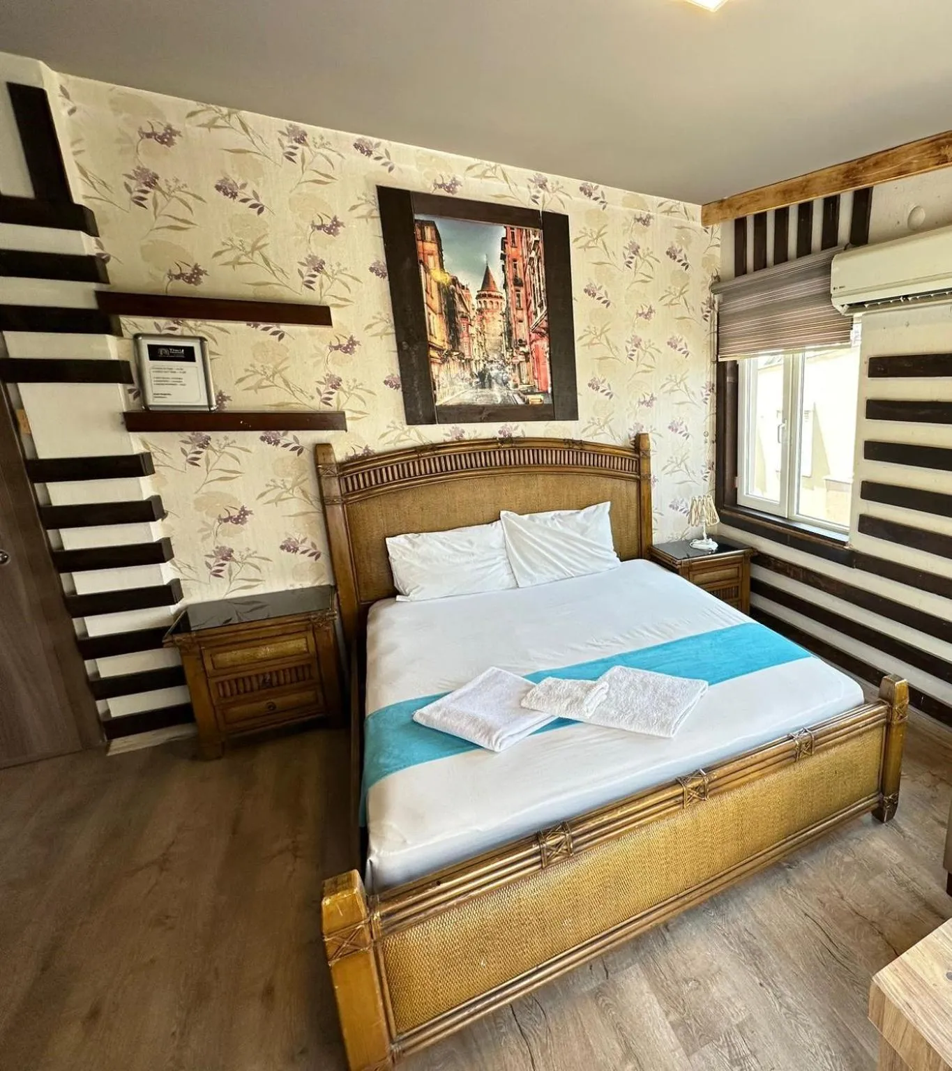 Bed in The U HOMES APART