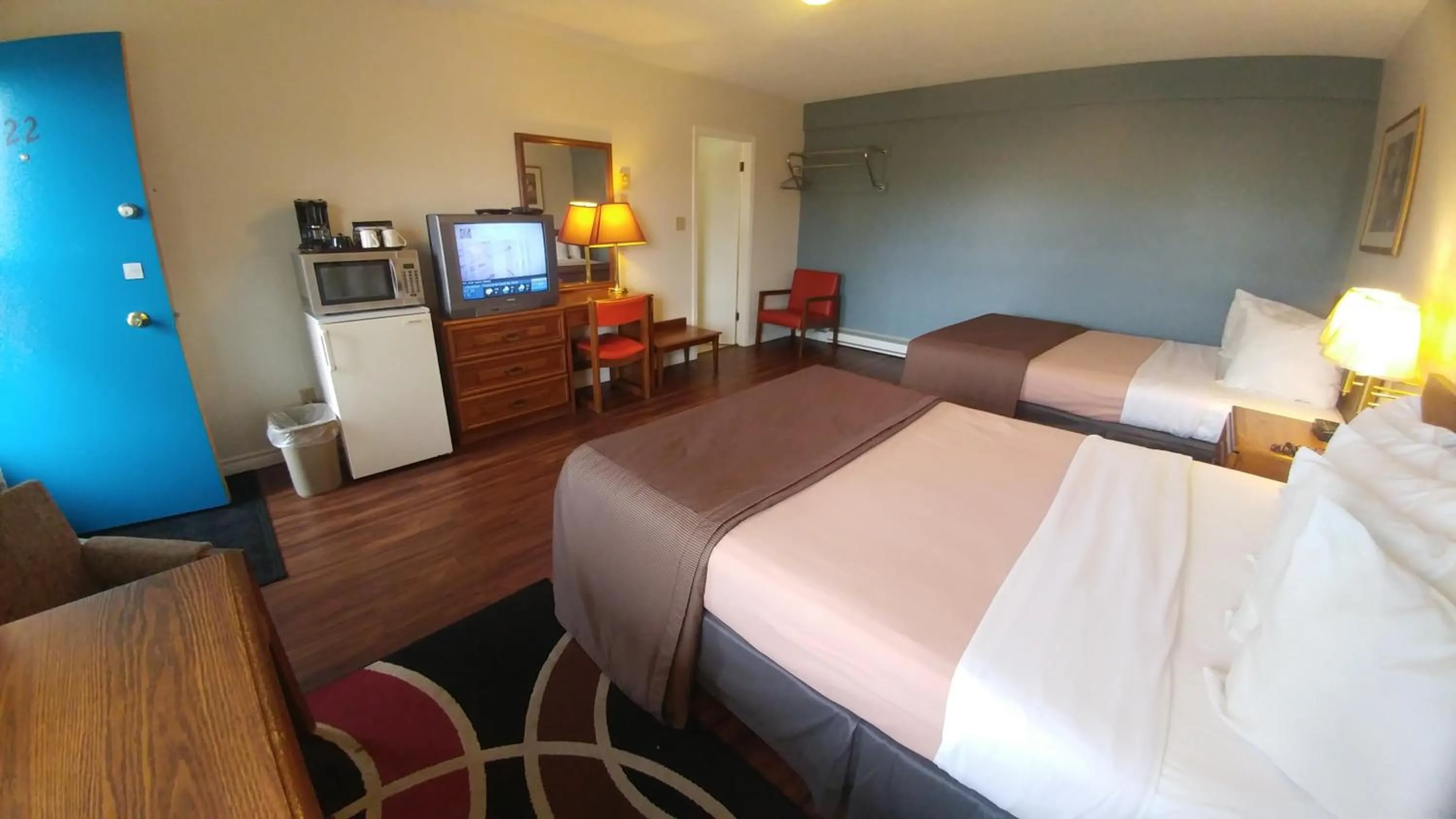 Coffee/tea facilities, Bed in Northlander Motel