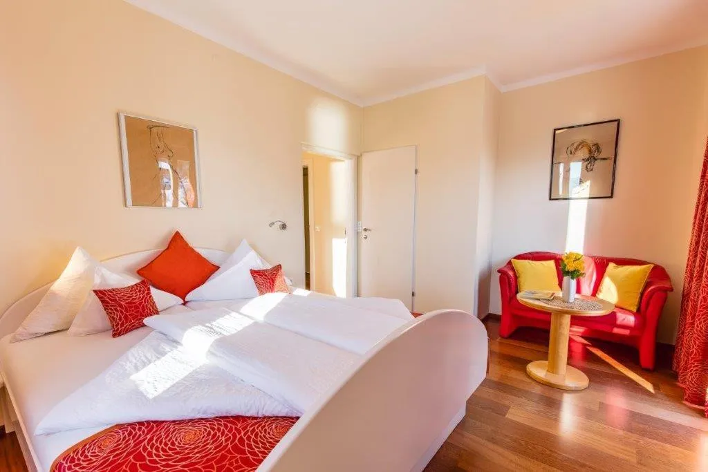 Bed in Das Moser - Hotel Garni am See (Adults Only)