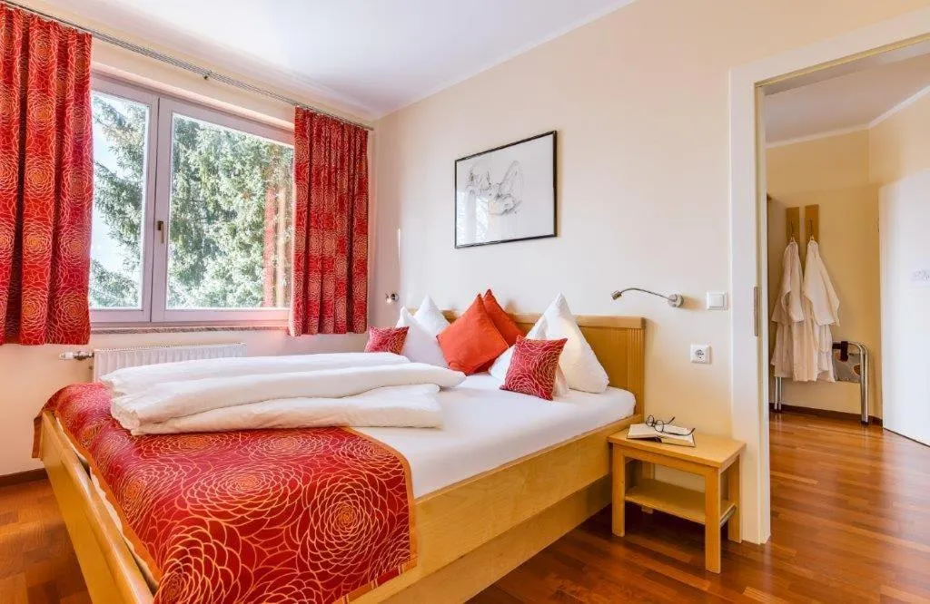 Bedroom in Das Moser - Hotel Garni am See (Adults Only)