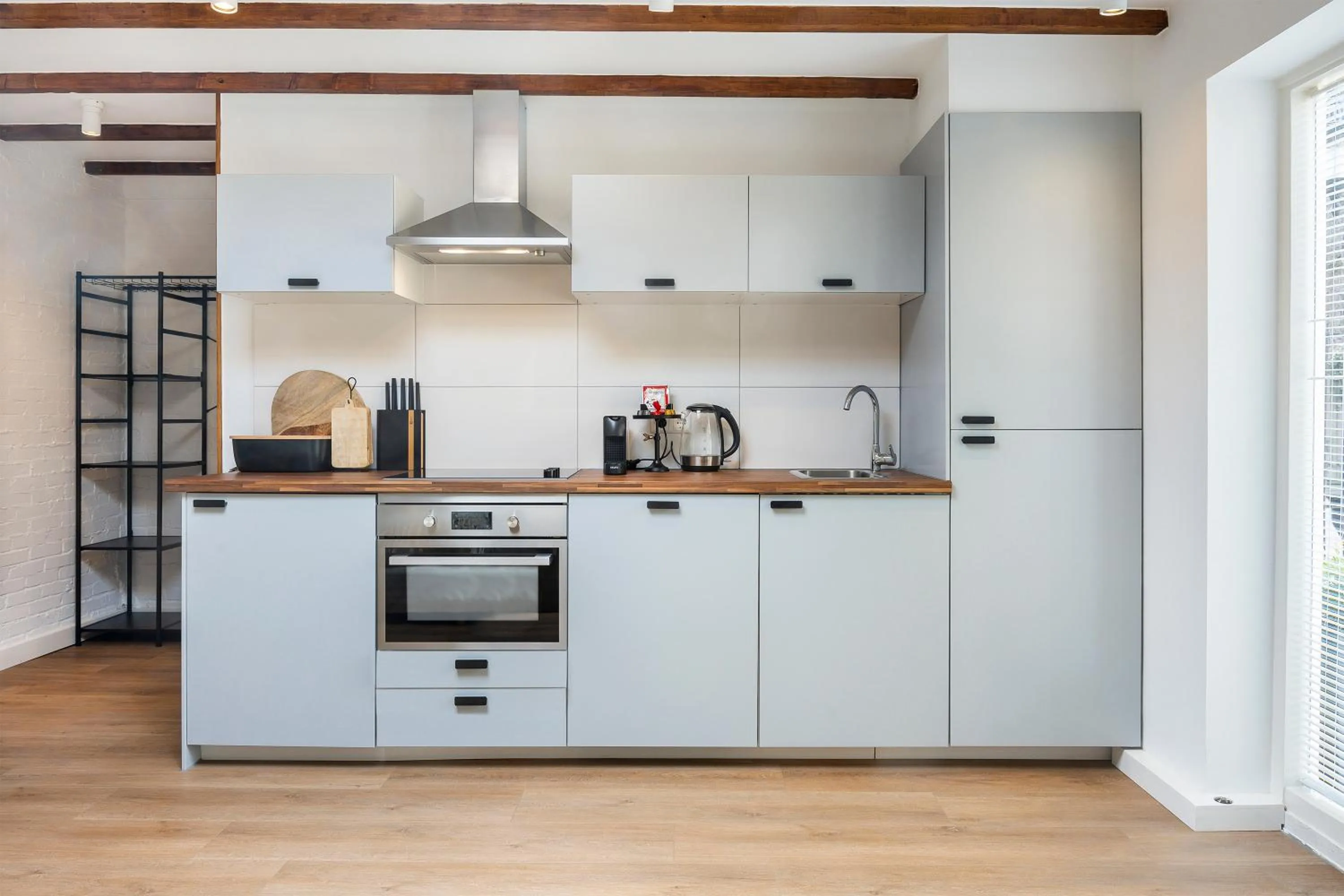 Kitchen or kitchenette in Cottage 44 - Free parking!