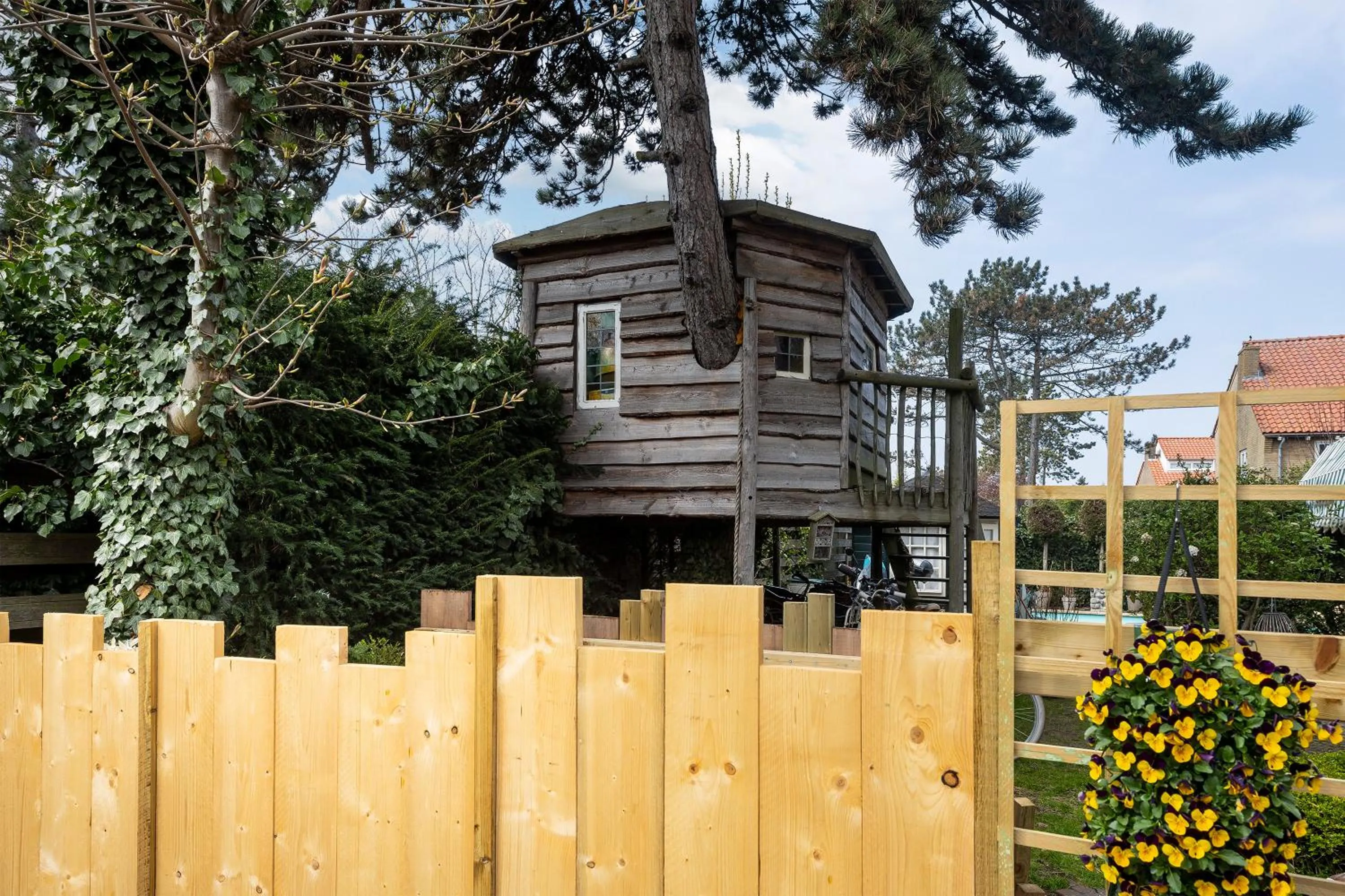 Garden view in Cottage 44 - Free parking!