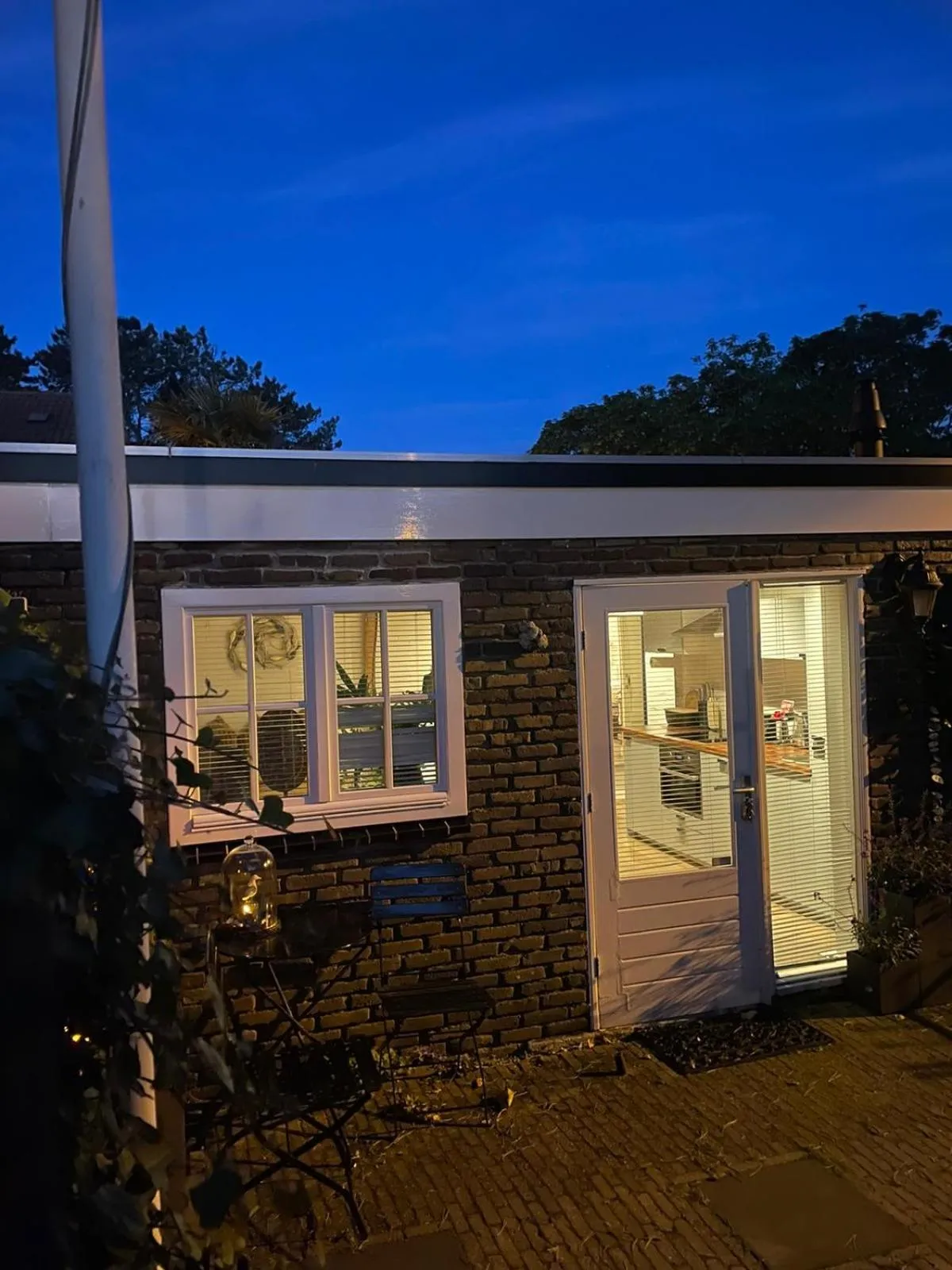 Property building in Cottage 44 - Free parking!