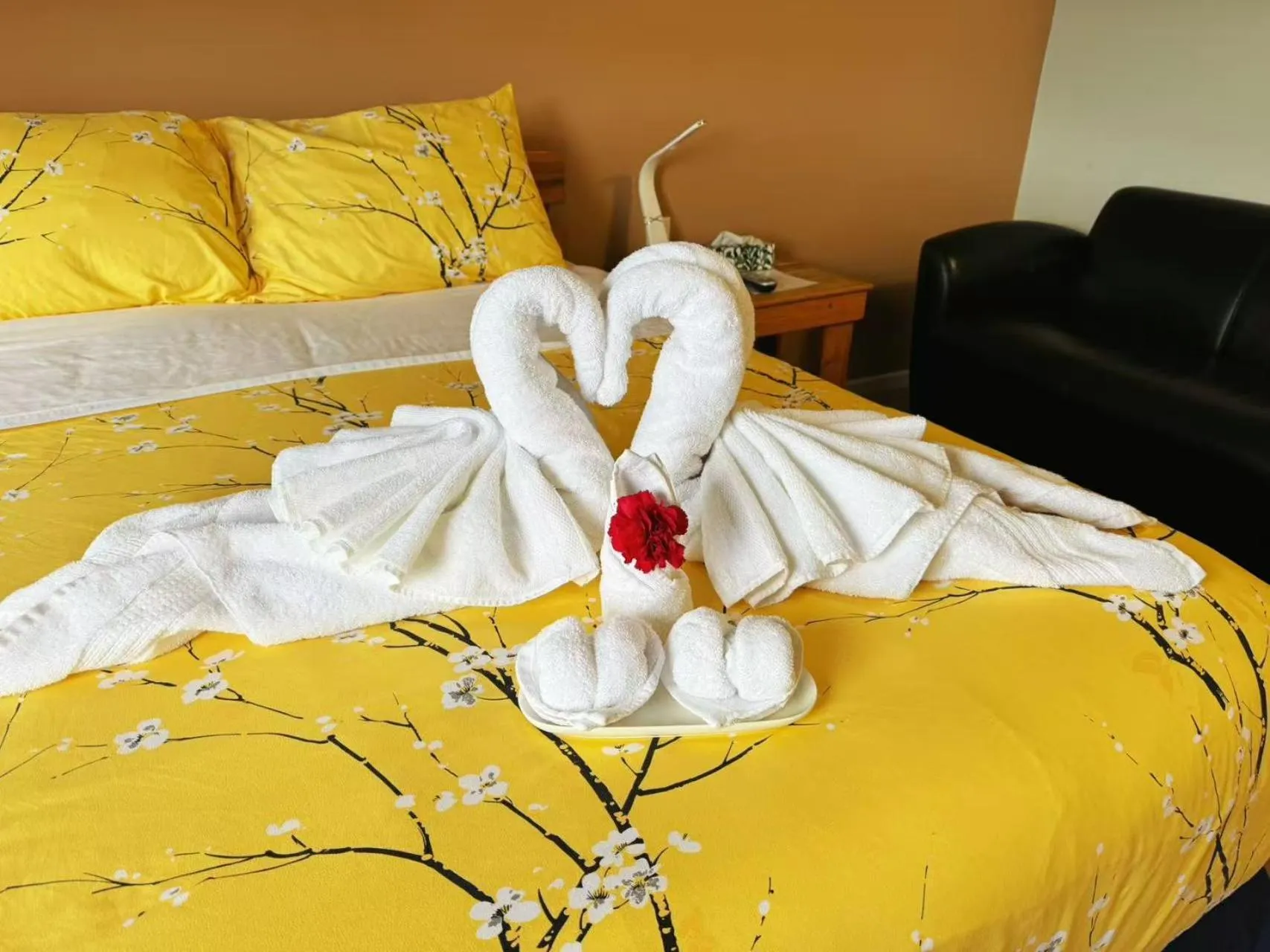 Bed in Bear's Claw Lodge