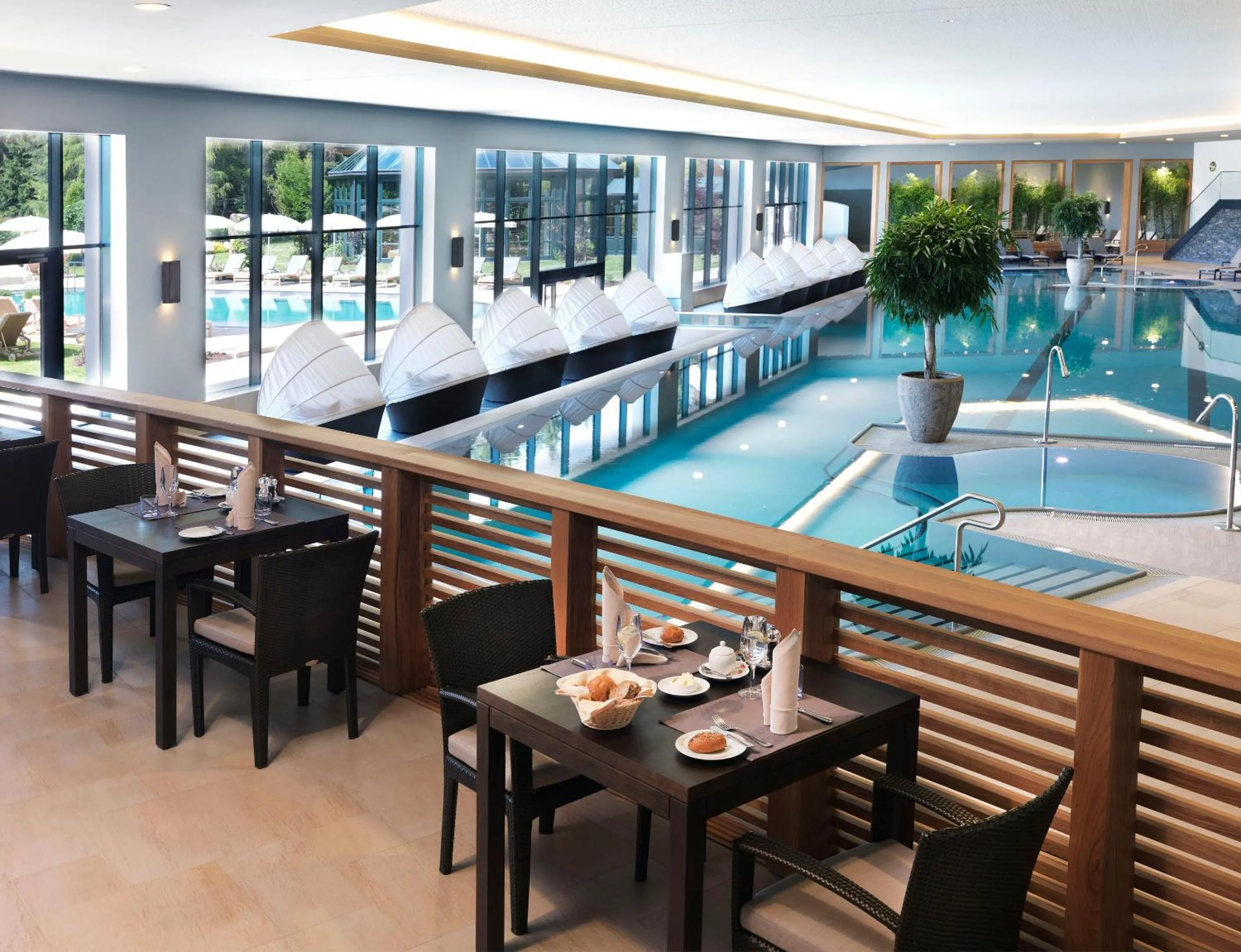 Restaurant/places to eat in Interalpen-Hotel Tyrol