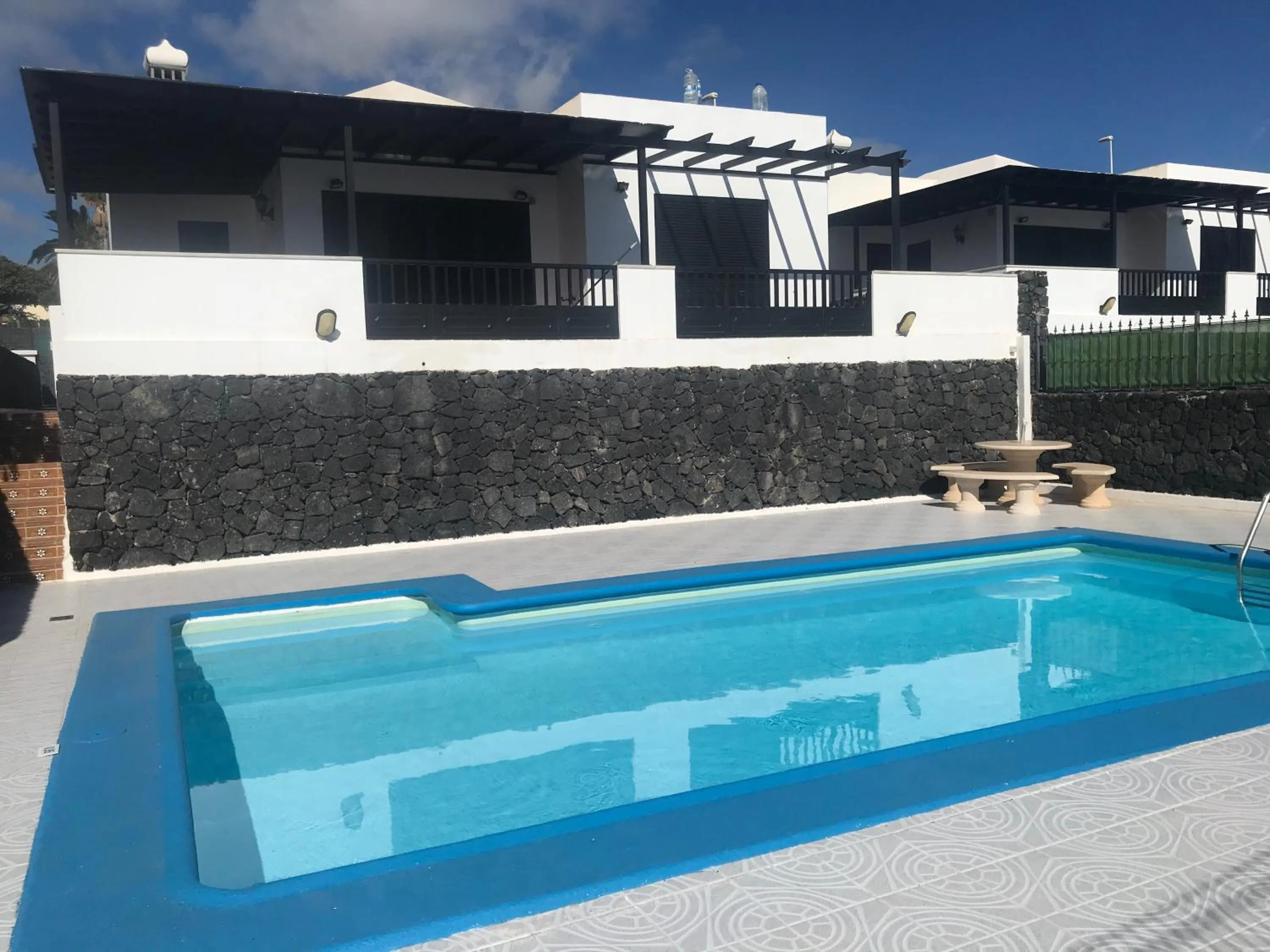 Swimming pool in Villas Vistabella