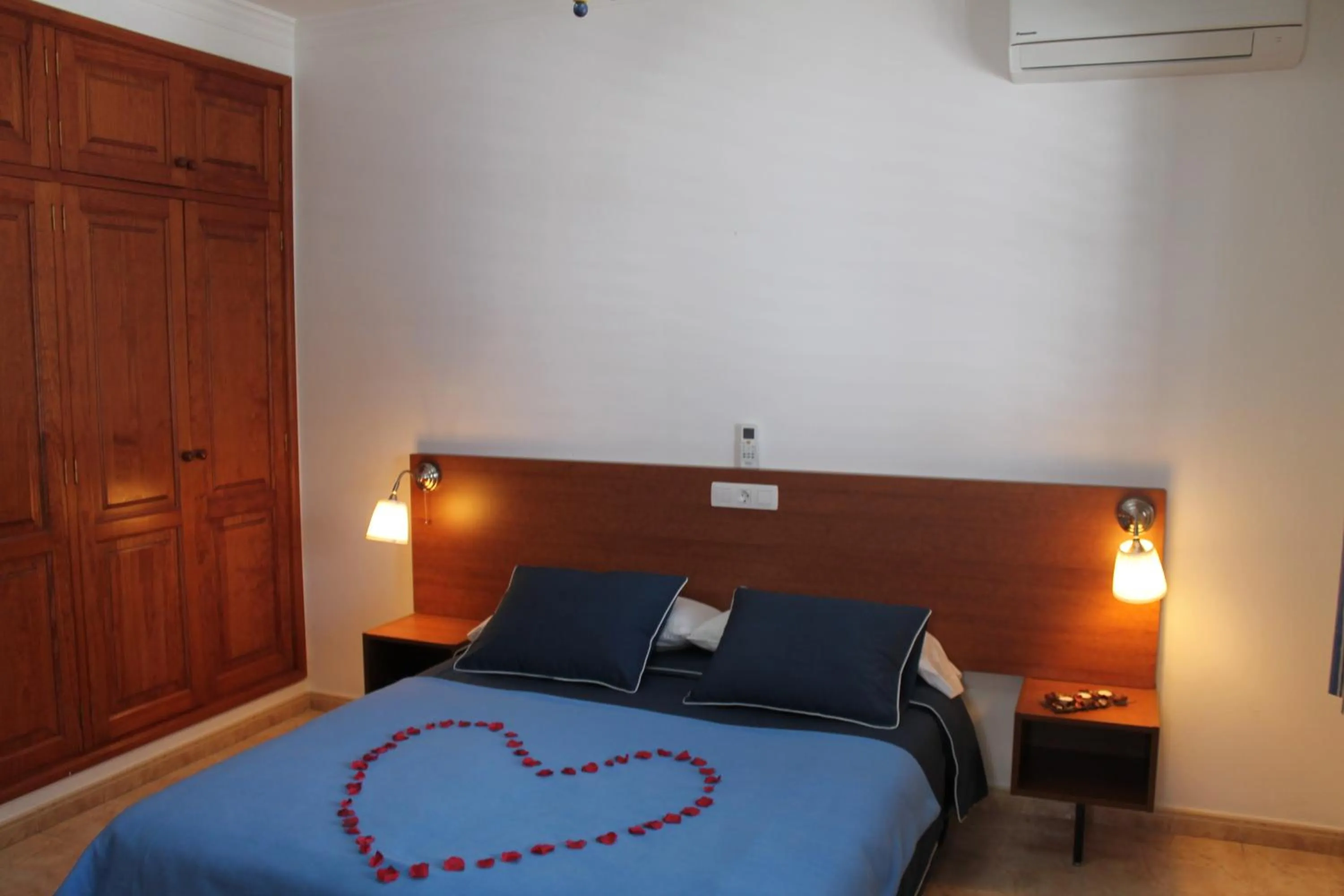 Bed in Villas Vistabella